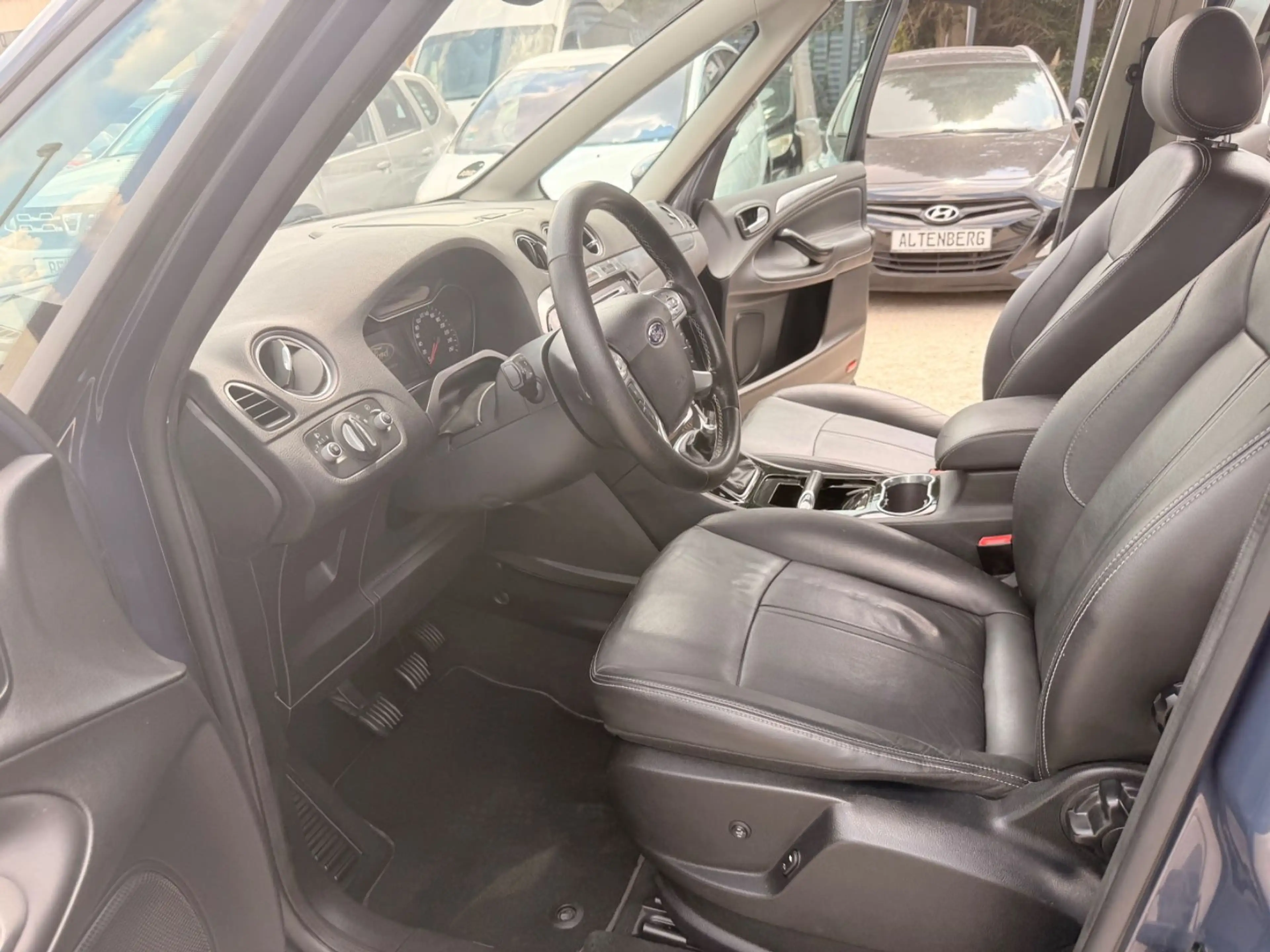 Ford Galaxy Titanium,7 Sitze — photo 18
