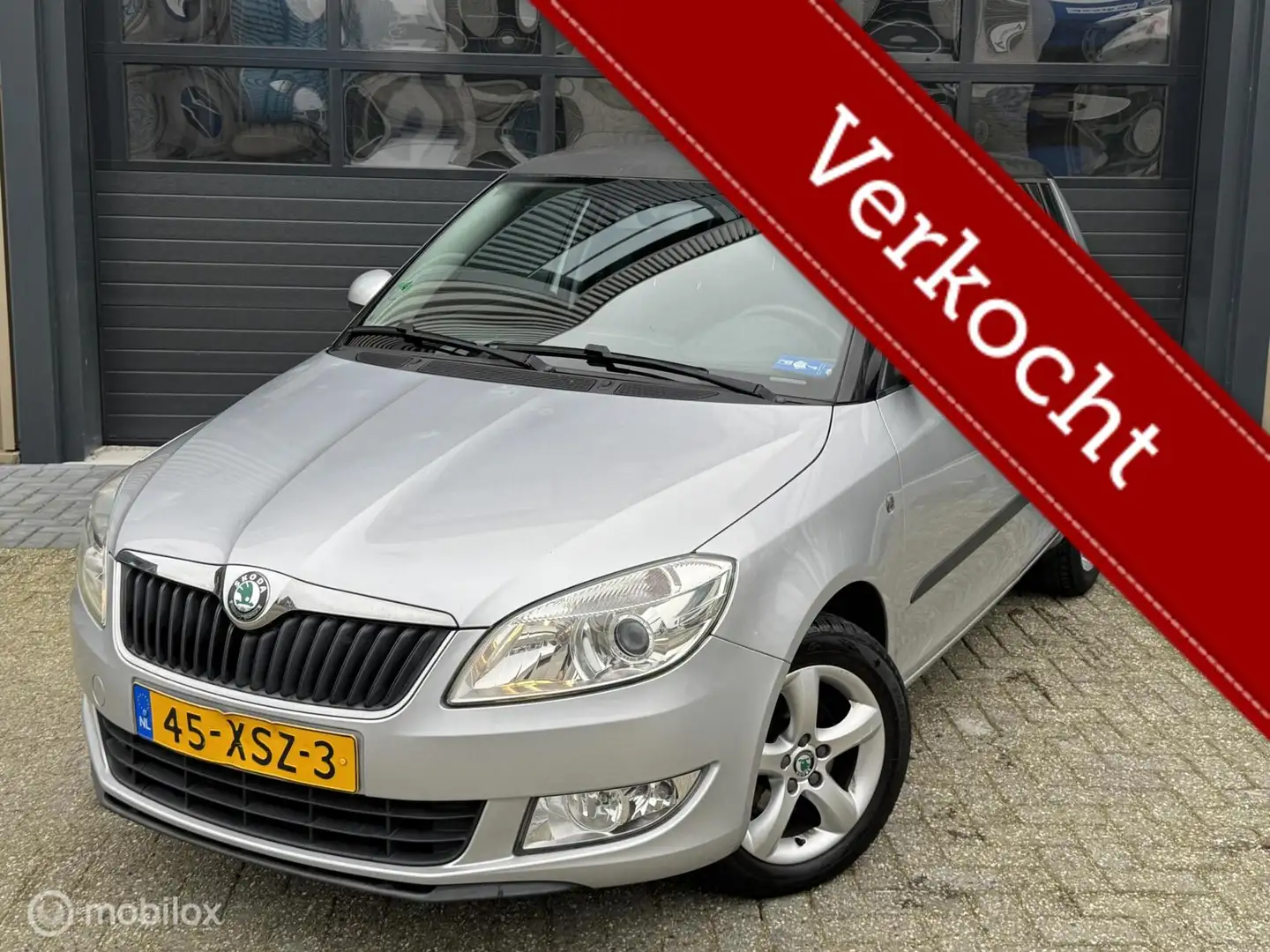 Skoda Fabia 1.2 TSI Tour | Cruise Control | AC | Nap Lage km Grijs - 2