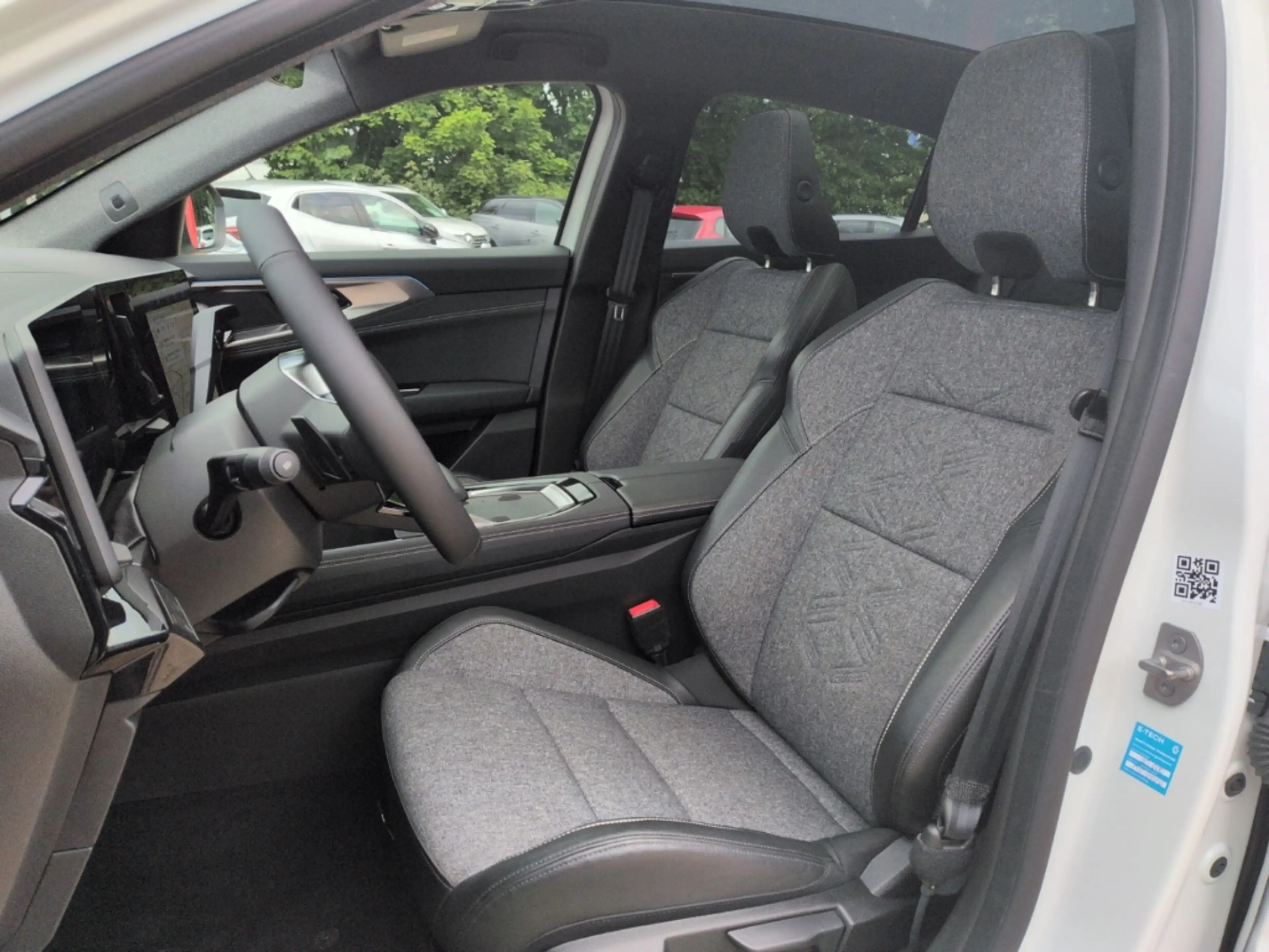 Renault Rafale FULL HYBRID TECHNO 200 GoogleNavi — photo 9