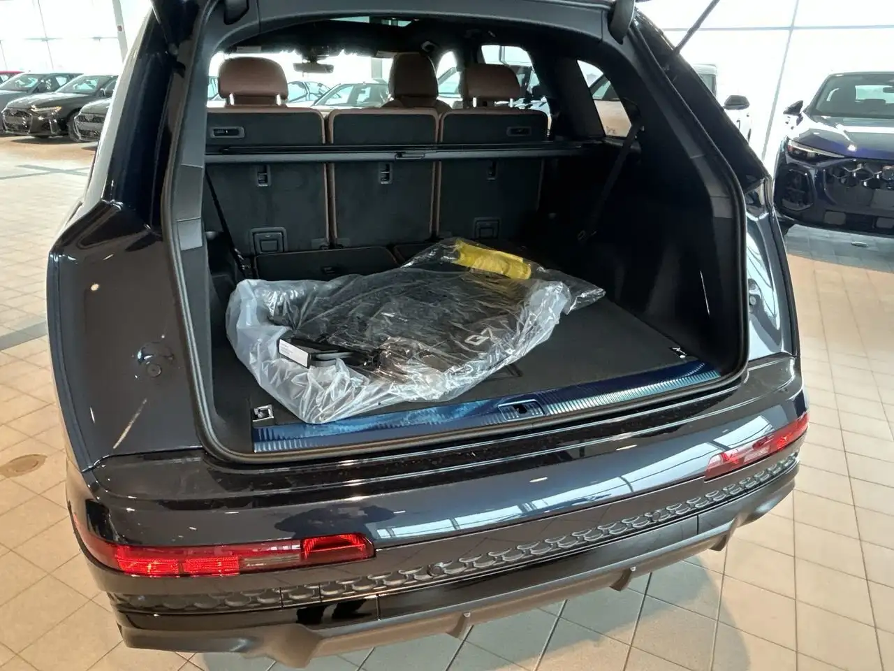 Audi Q7 снимка Audi Q7