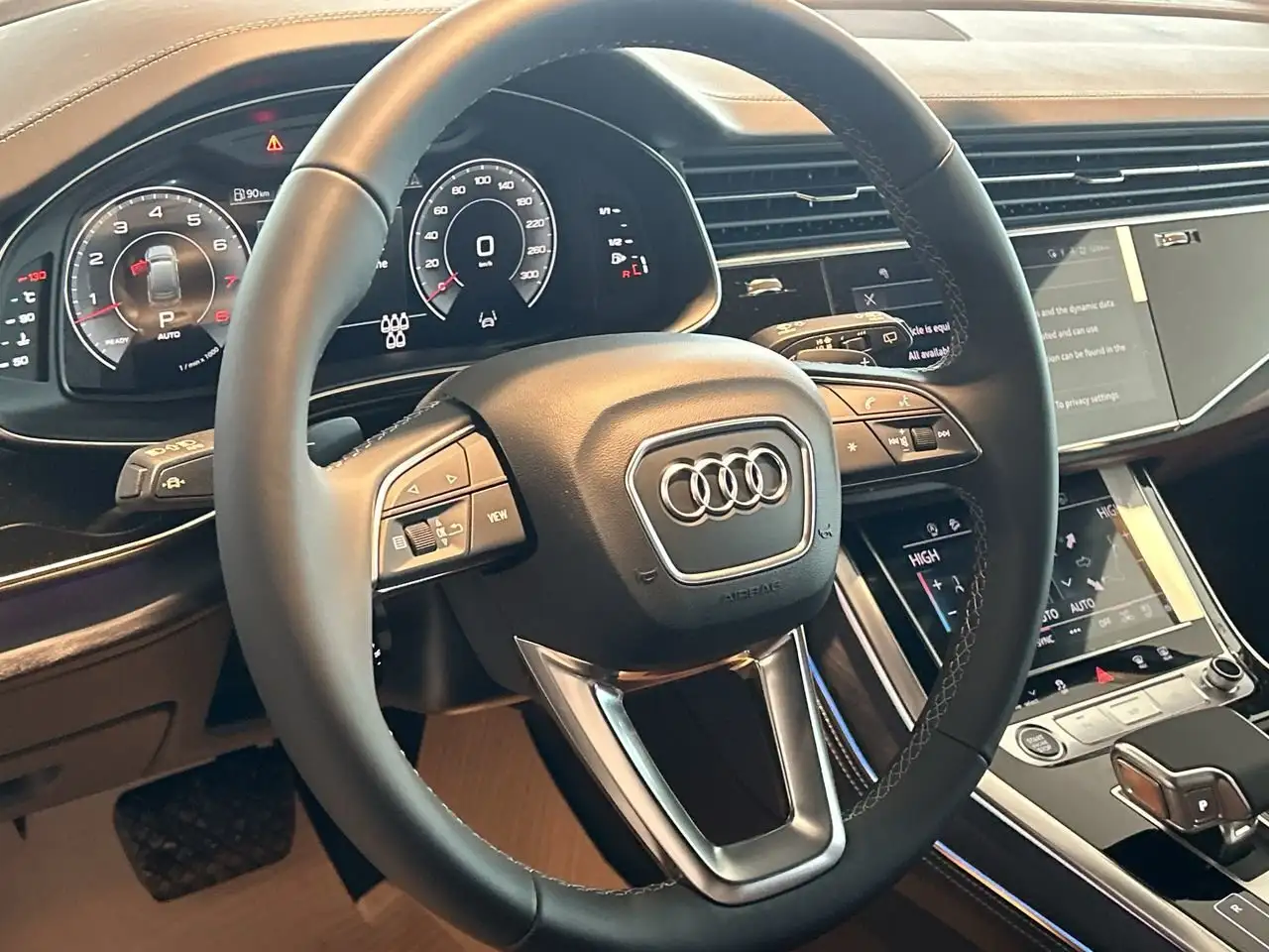 Audi Q7 снимка Audi Q7