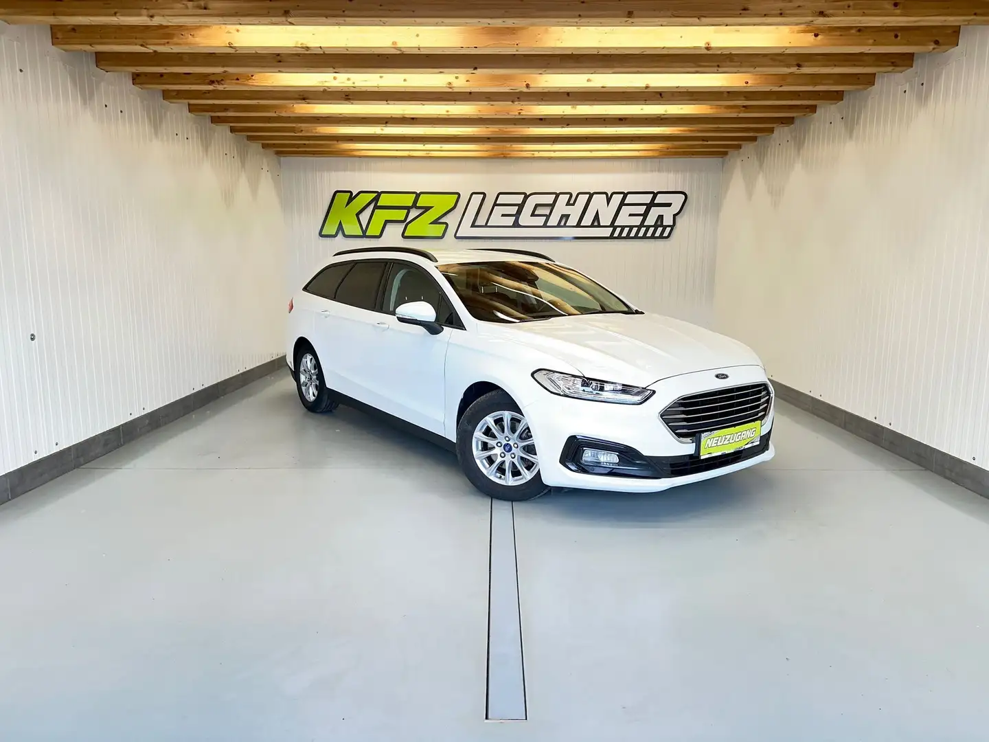 Ford Mondeo Turnier 2.0 EcoBl. "R-KAM*LED*NAVI*SITZH" Weiß - 1