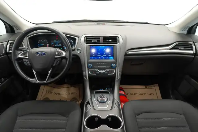 Ford Mondeo view 21