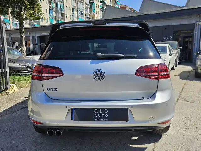 Volkswagen Golf view 5
