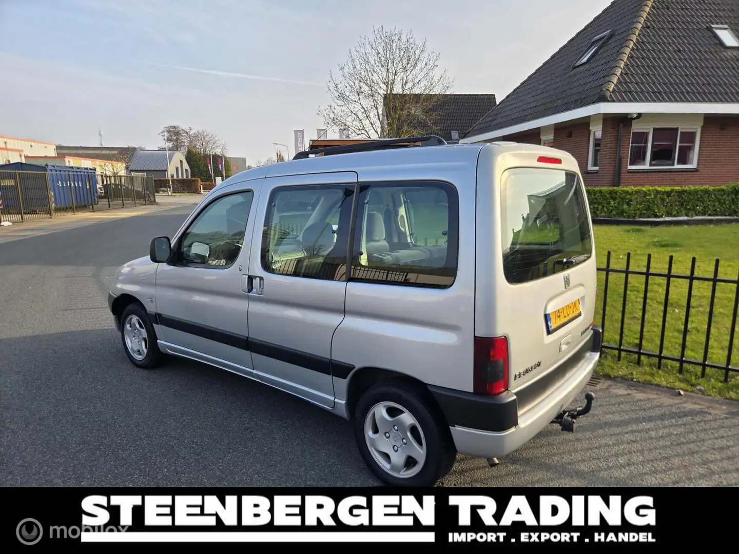 Peugeot Partner MPV 1.6-16v Combispace AIRCO/APK 23-3-2027 Grau - 2