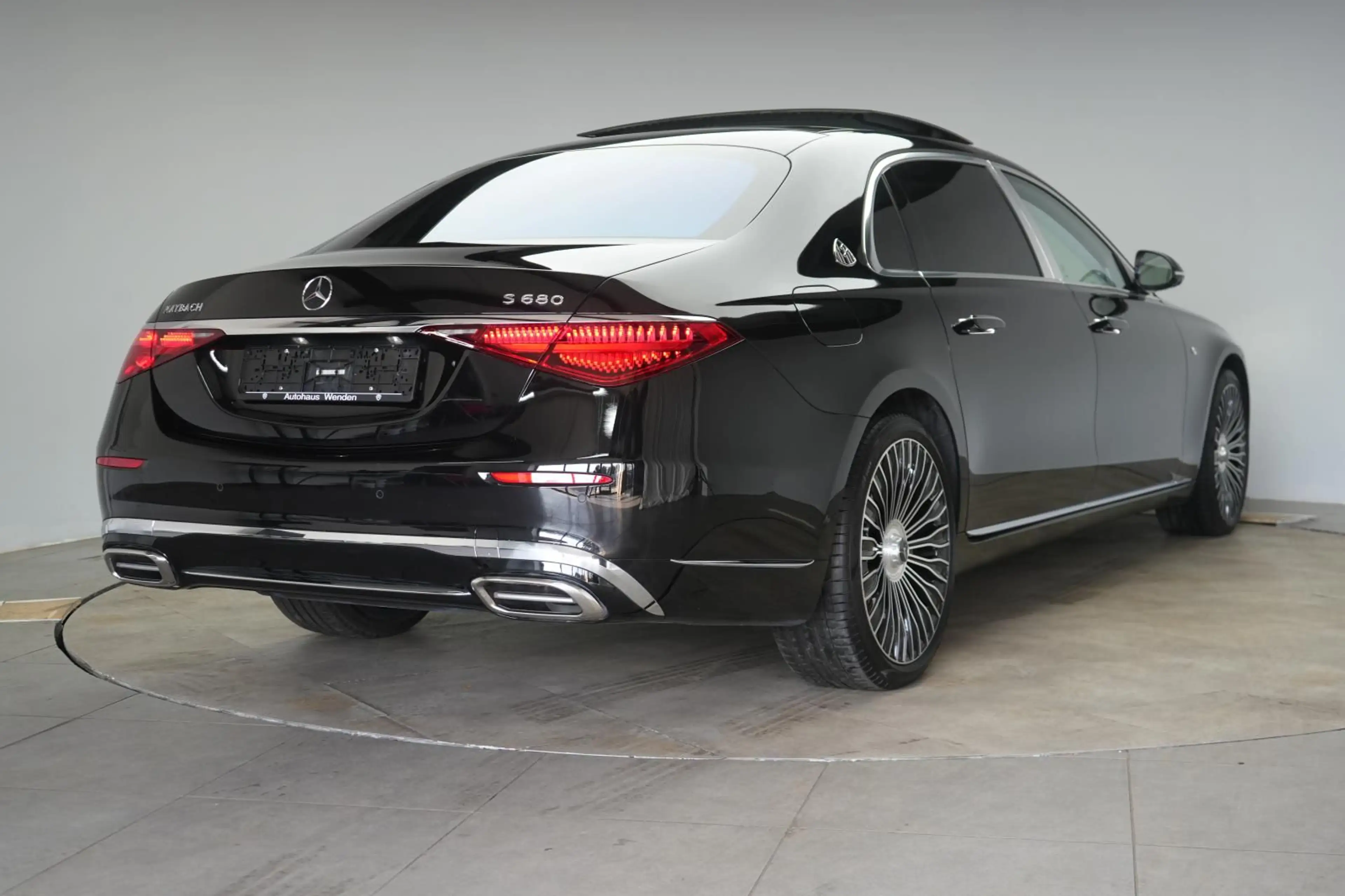 Mercedes-Benz S 680 Maybach L 4Matic Manufaktur Chauffer/Burme — photo 5