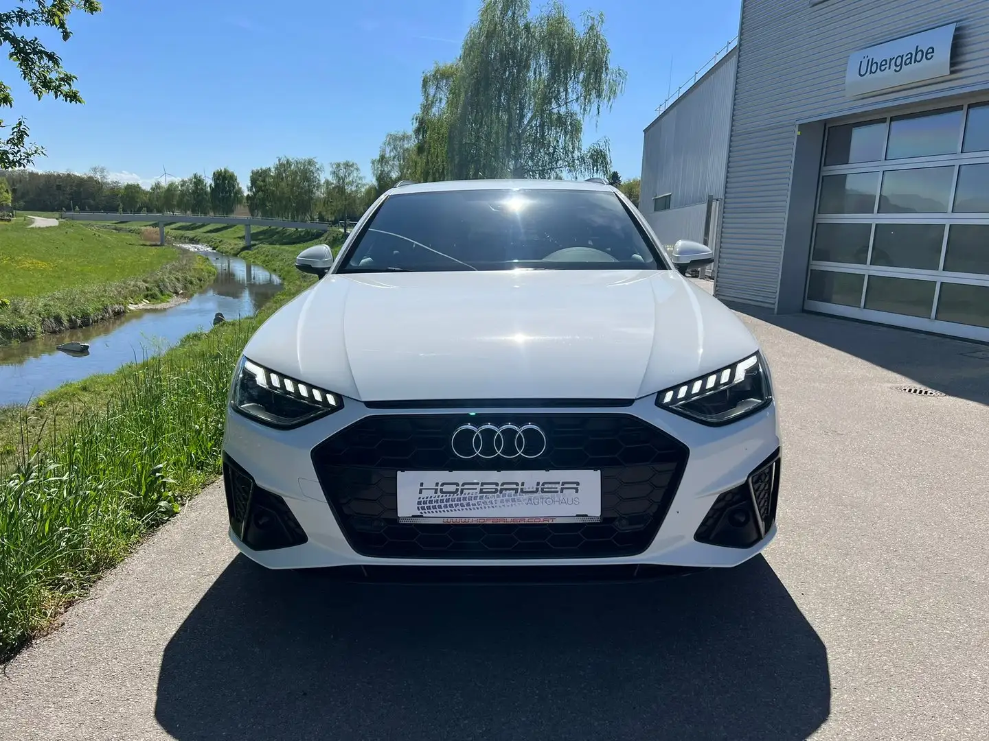 Audi A4 35 TDI S line Weiß - 2