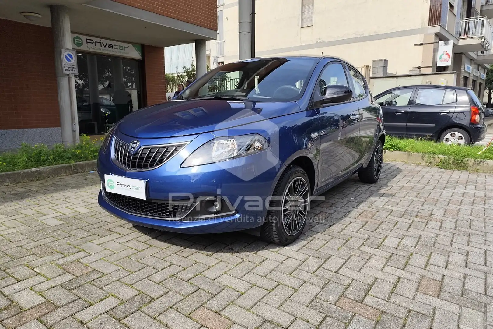 Lancia Ypsilon Ypsilon 1.0 FireFly 5 porte S&S Hybrid Gold Azul - 1