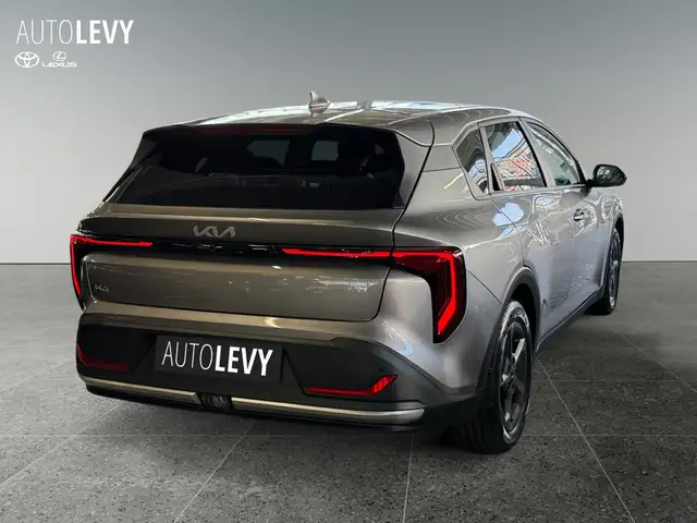Kia K4 view 6