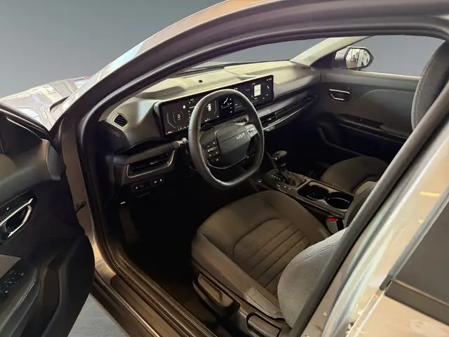 Kia K4 view 10