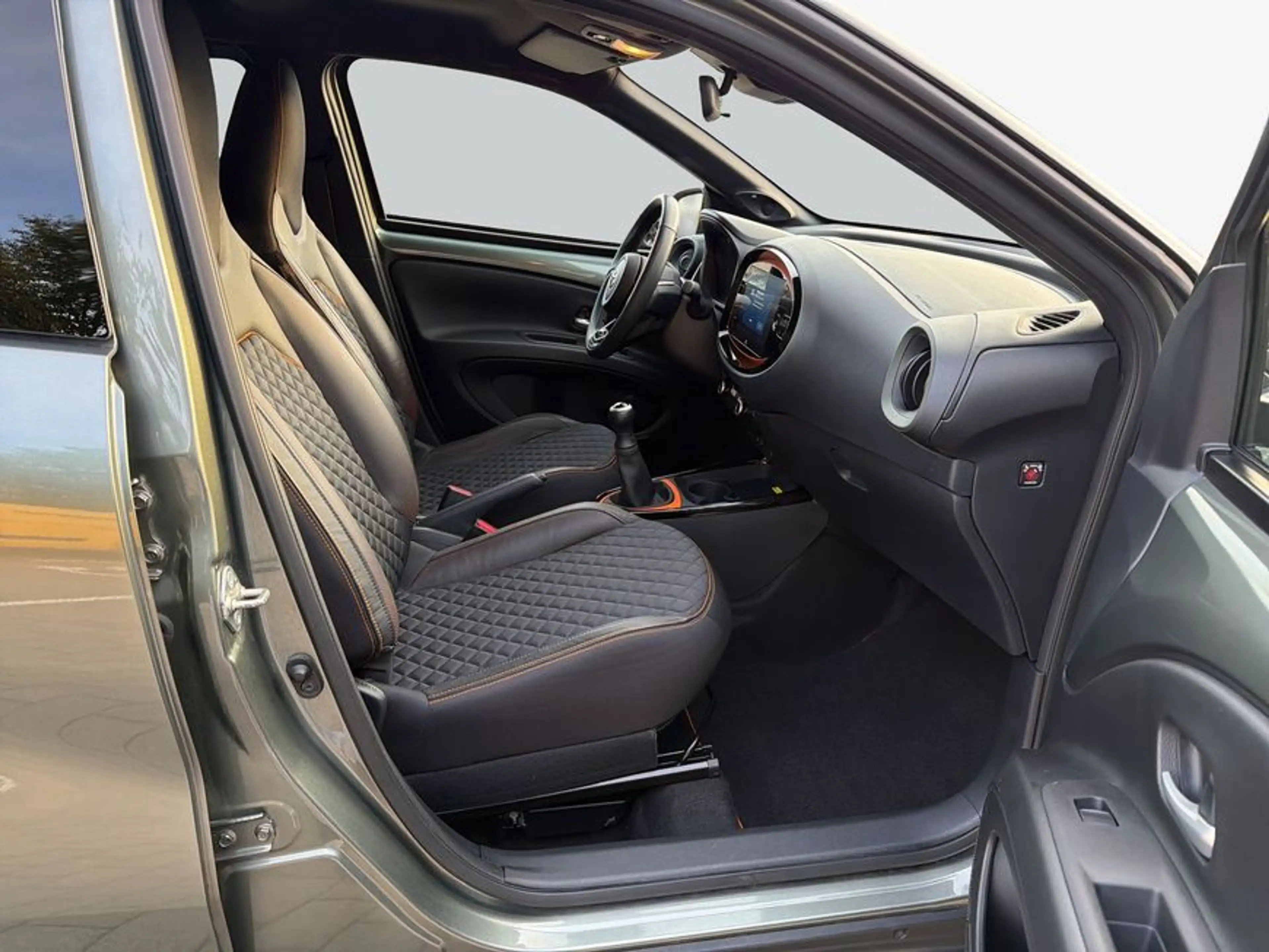Toyota Aygo X X Limited — photo 12