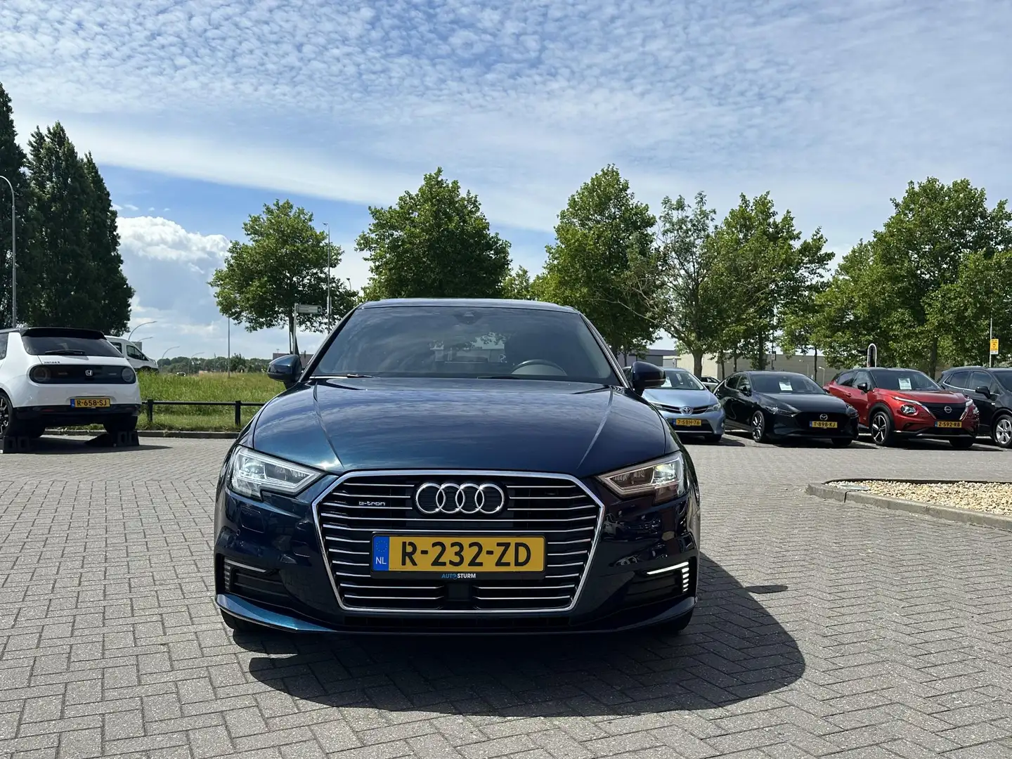 Audi A3 Sportback 40 e-tron Advance Sport S-Line | Stuur- Blauw - 2