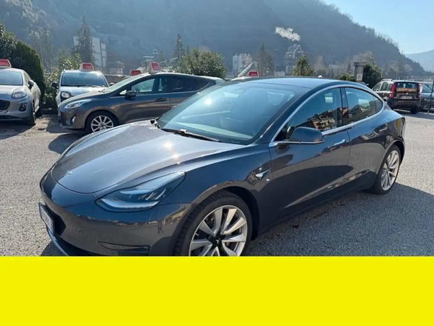 Tesla Model 3 - 2