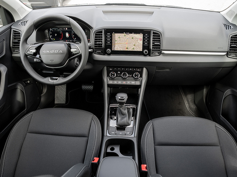 Skoda Karoq 1.5 TSI ACT Balance AHK 360 KAM MATRIX — photo 6
