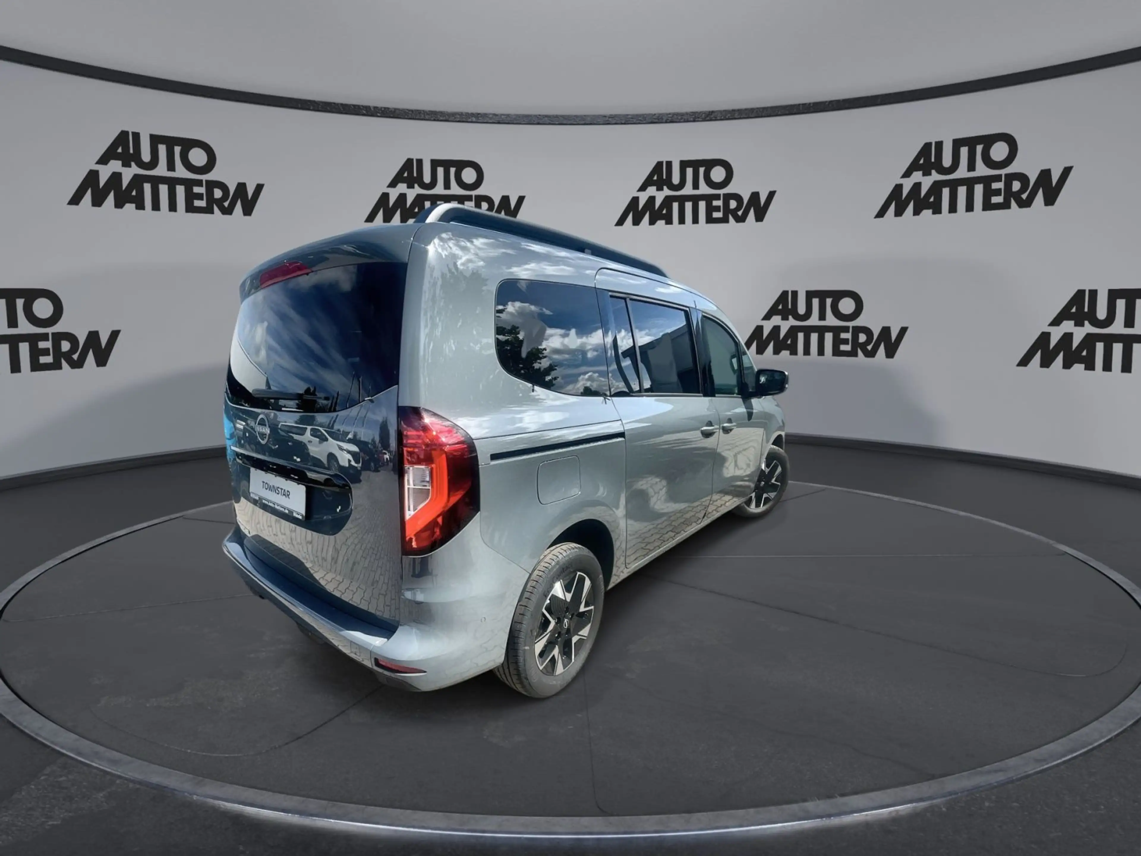 Nissan Townstar DIG-T AUT L2 Tekna,7-Sitzer,PDC,Kamera — photo 8