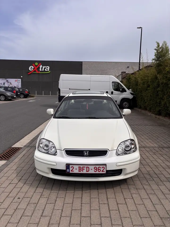 Honda Civic 1.4i, foto 2
