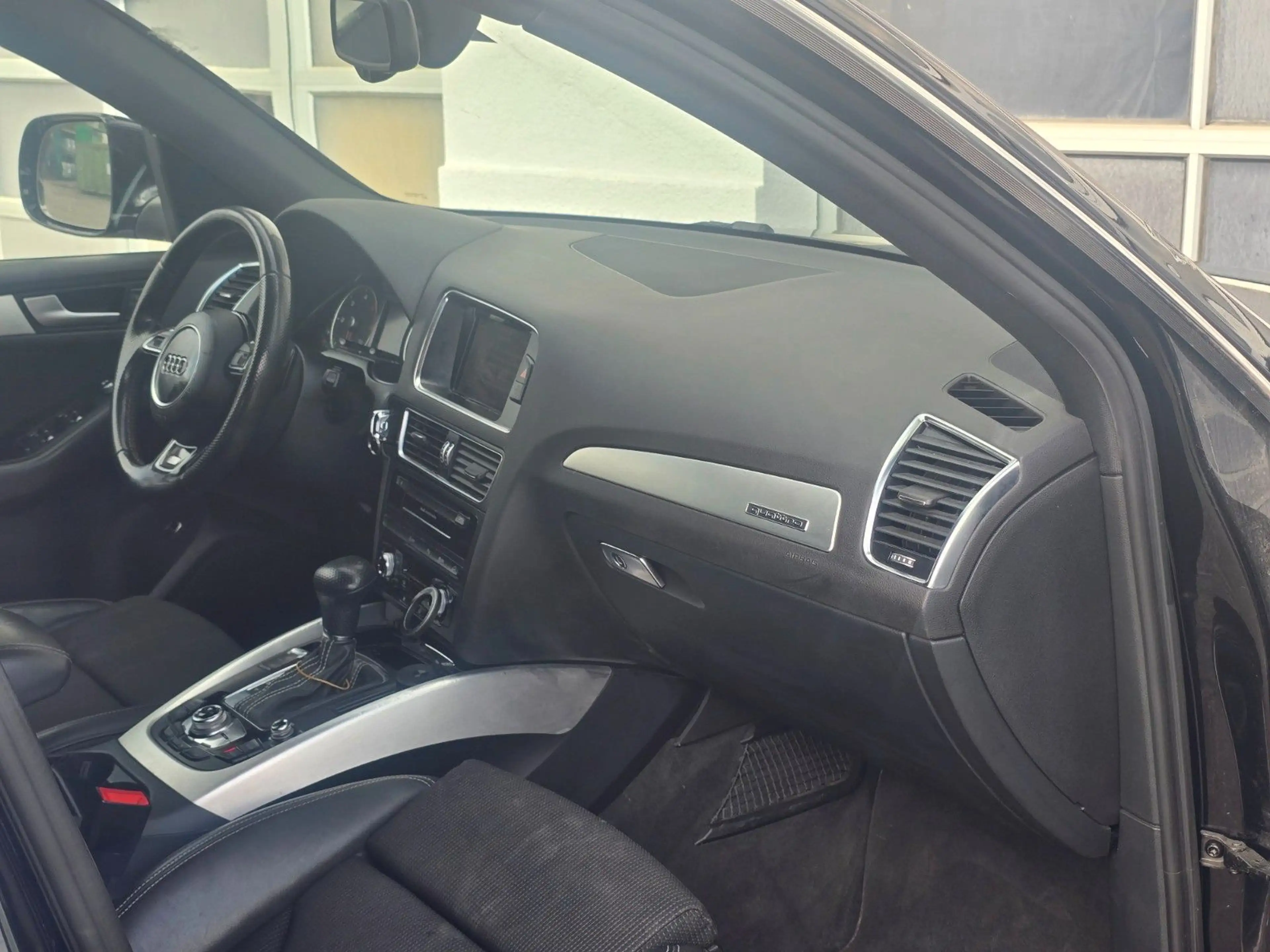 Audi Q5 3.0 TDI S-Line Sport/PLUS quattro*AUTO*AHK* — photo 14