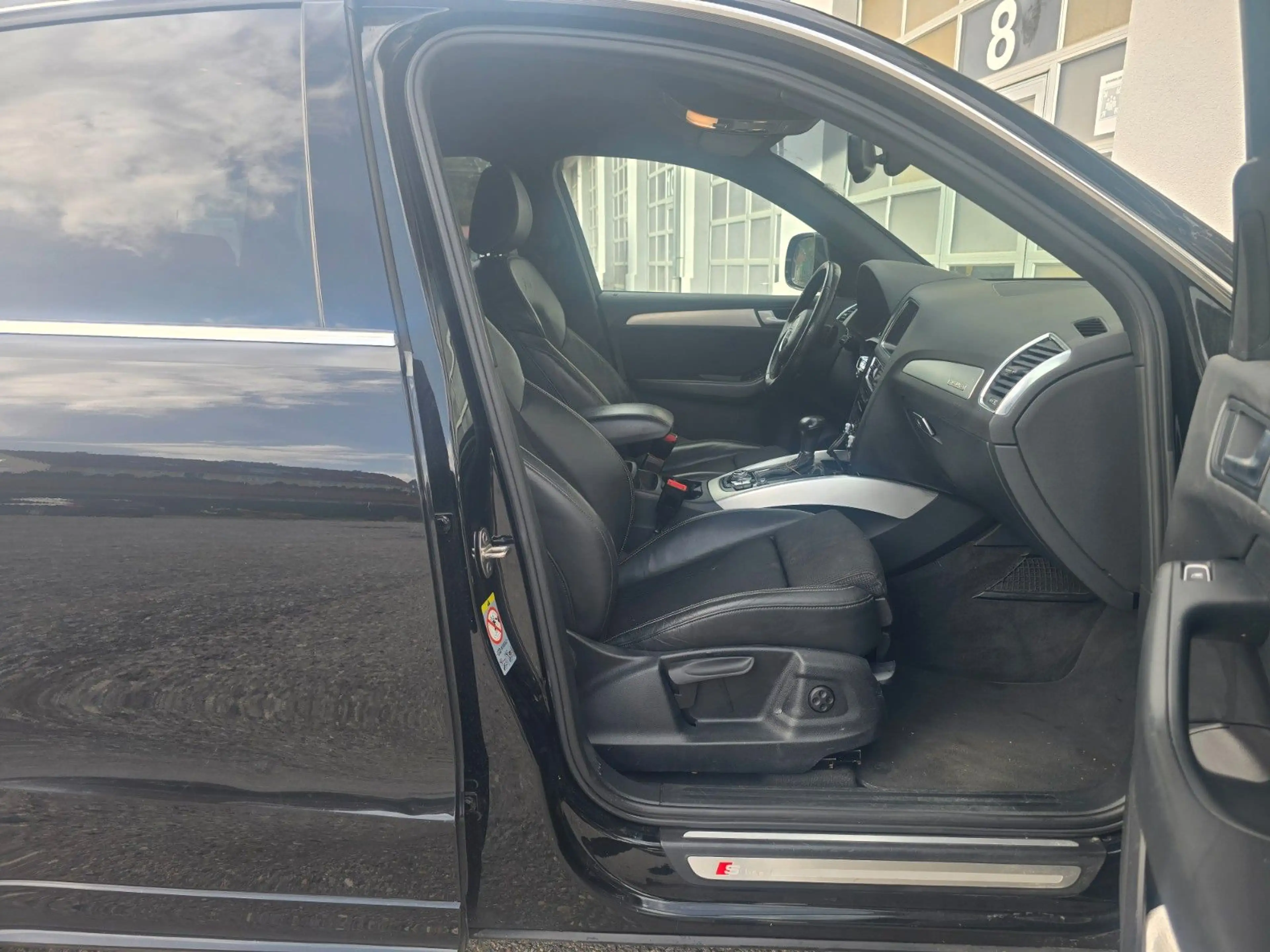 Audi Q5 3.0 TDI S-Line Sport/PLUS quattro*AUTO*AHK* — photo 15