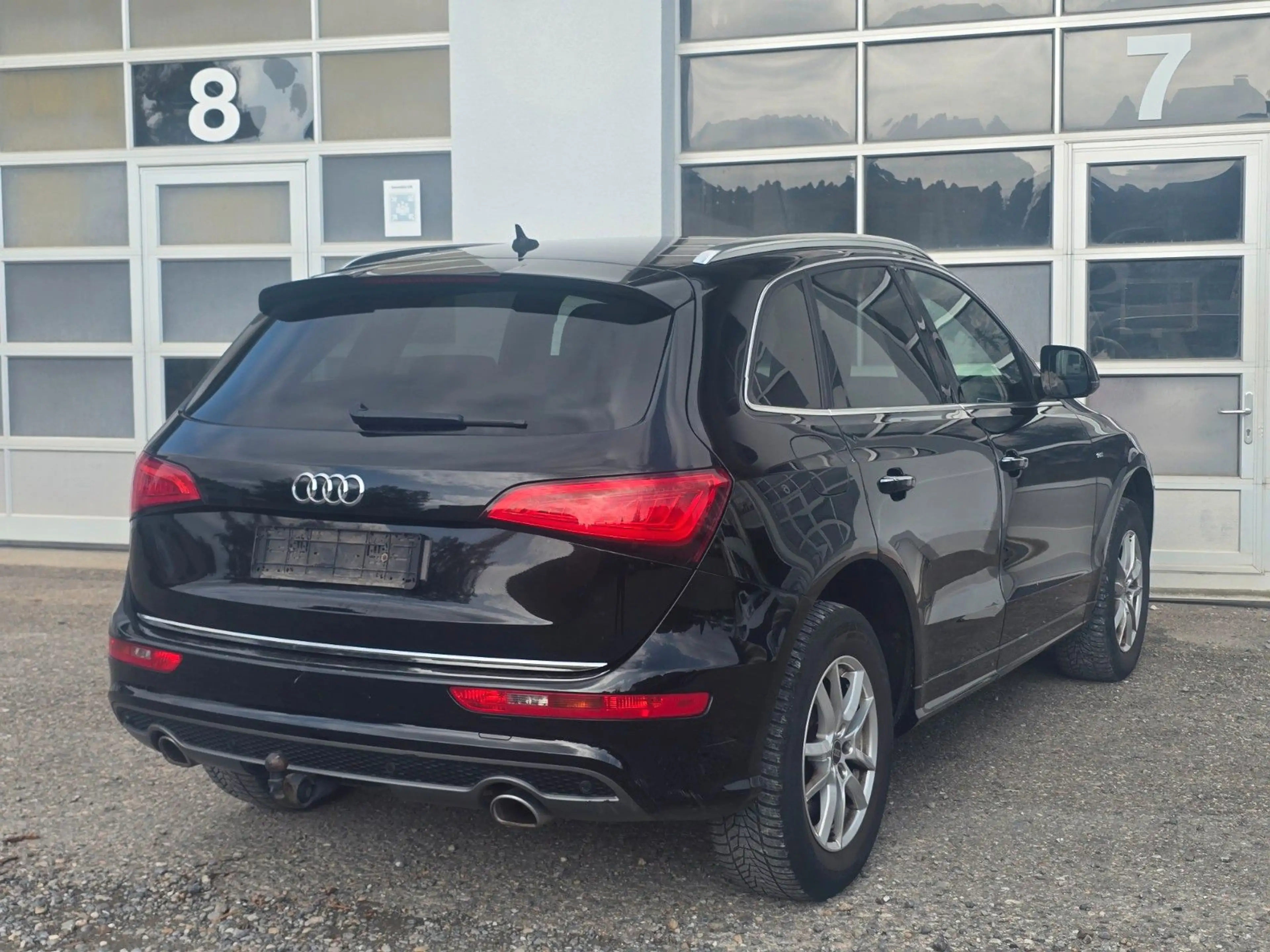 Audi Q5 3.0 TDI S-Line Sport/PLUS quattro*AUTO*AHK* — photo 6