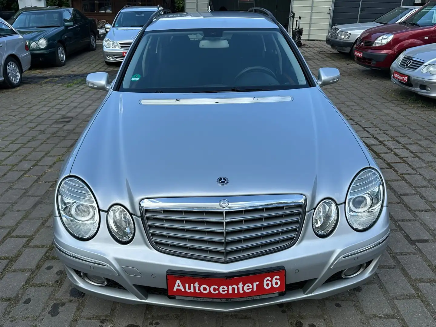 Mercedes-Benz E 220 T CDI Elegance*04/2026*AHK*PDC*SITZHZG Plateado - 2