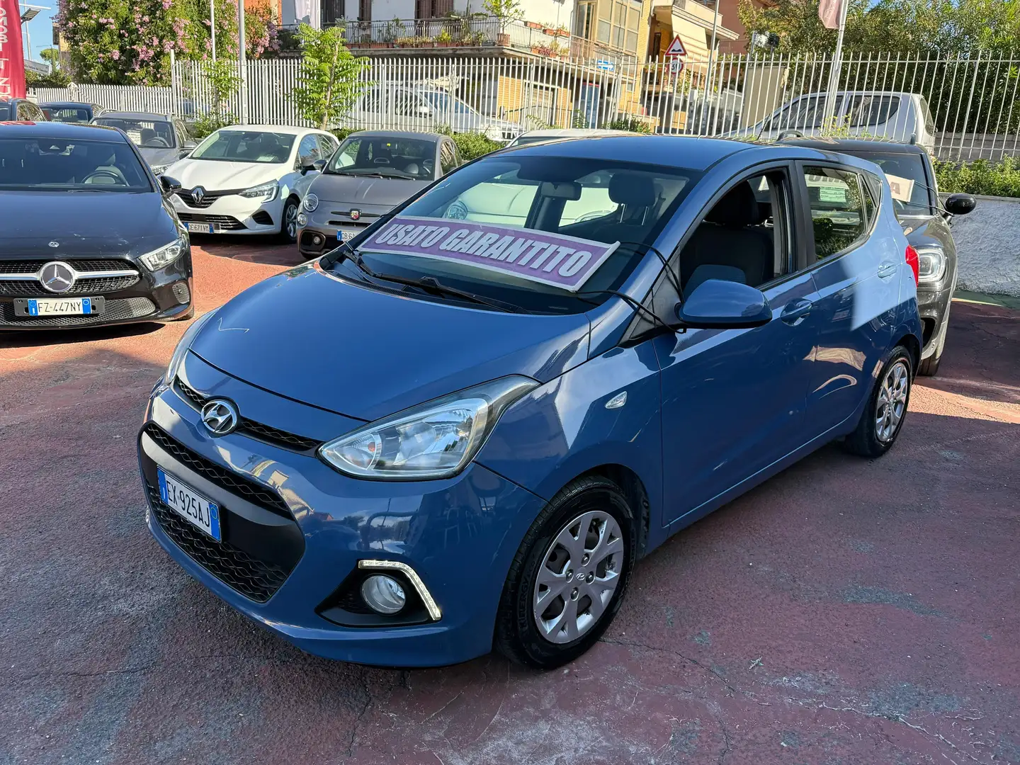Hyundai i10 1.0 *BLUETOOTH/DISTRIBUZIONE E FRIZIONE NUOVI* Blu/Azzurro - 1