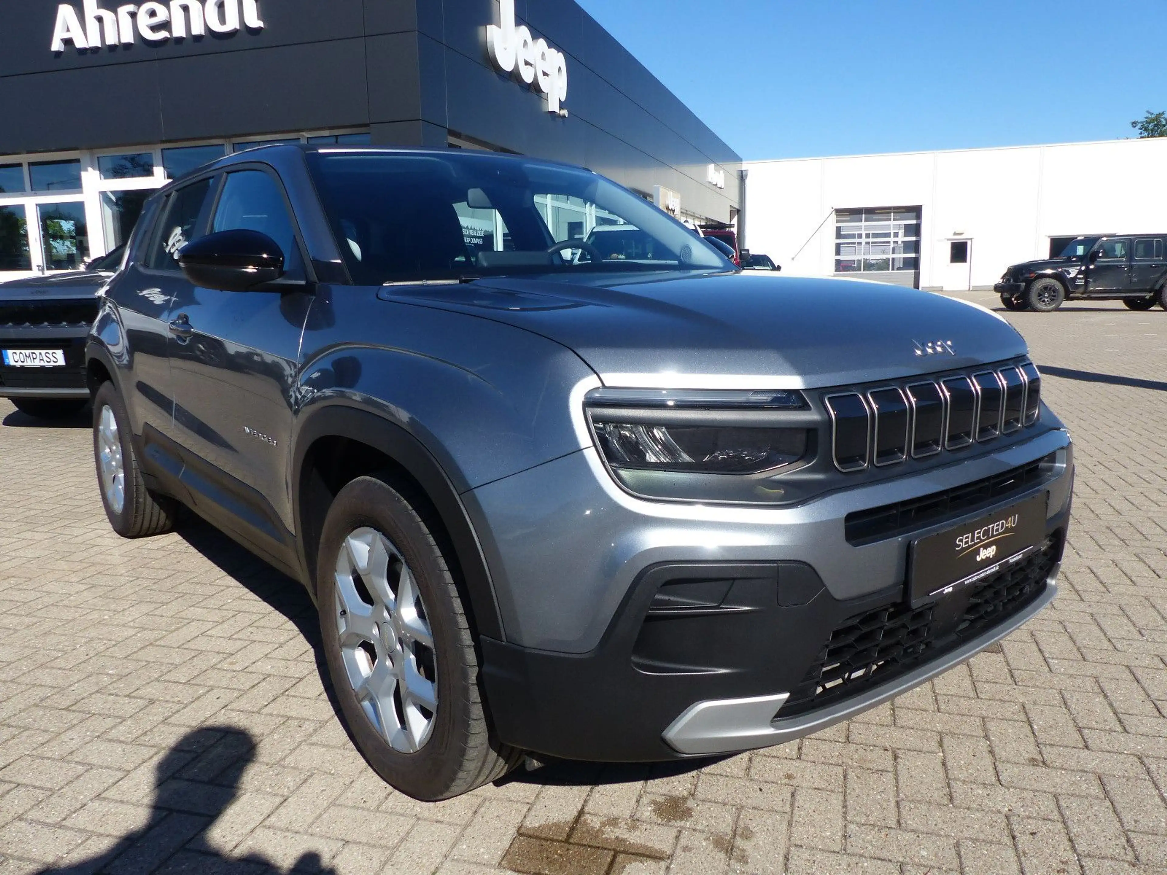 Jeep Avenger Altitude MHEV — photo 2
