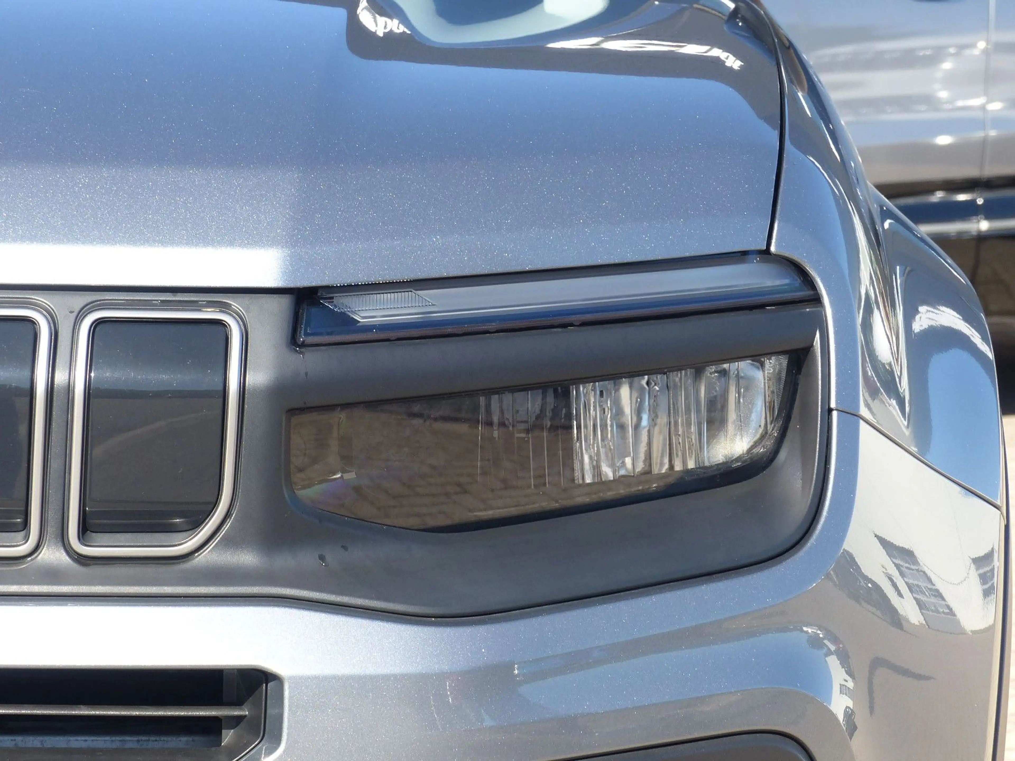 Jeep Avenger Altitude MHEV — photo 9