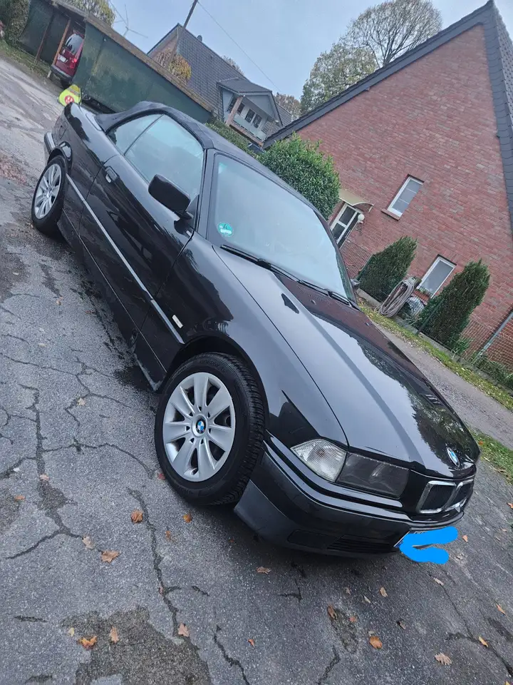 BMW 320 Ledersitze, Zentralveriegelung, verdunklung Innenspiegel, Sitzheizung, Klimaanlage abgeklemmt, ESP, Radio MP3, Freisprech, foto 4