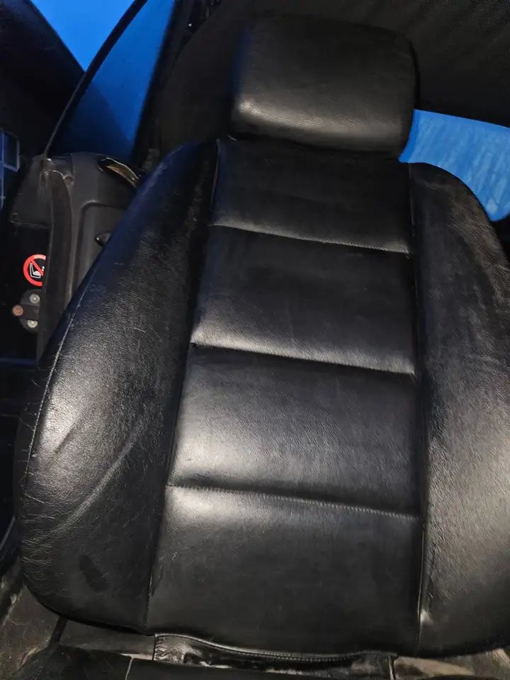 BMW 320 Ledersitze, Zentralveriegelung, verdunklung Innenspiegel, Sitzheizung, Klimaanlage abgeklemmt, ESP, Radio MP3, Freisprech, foto 5