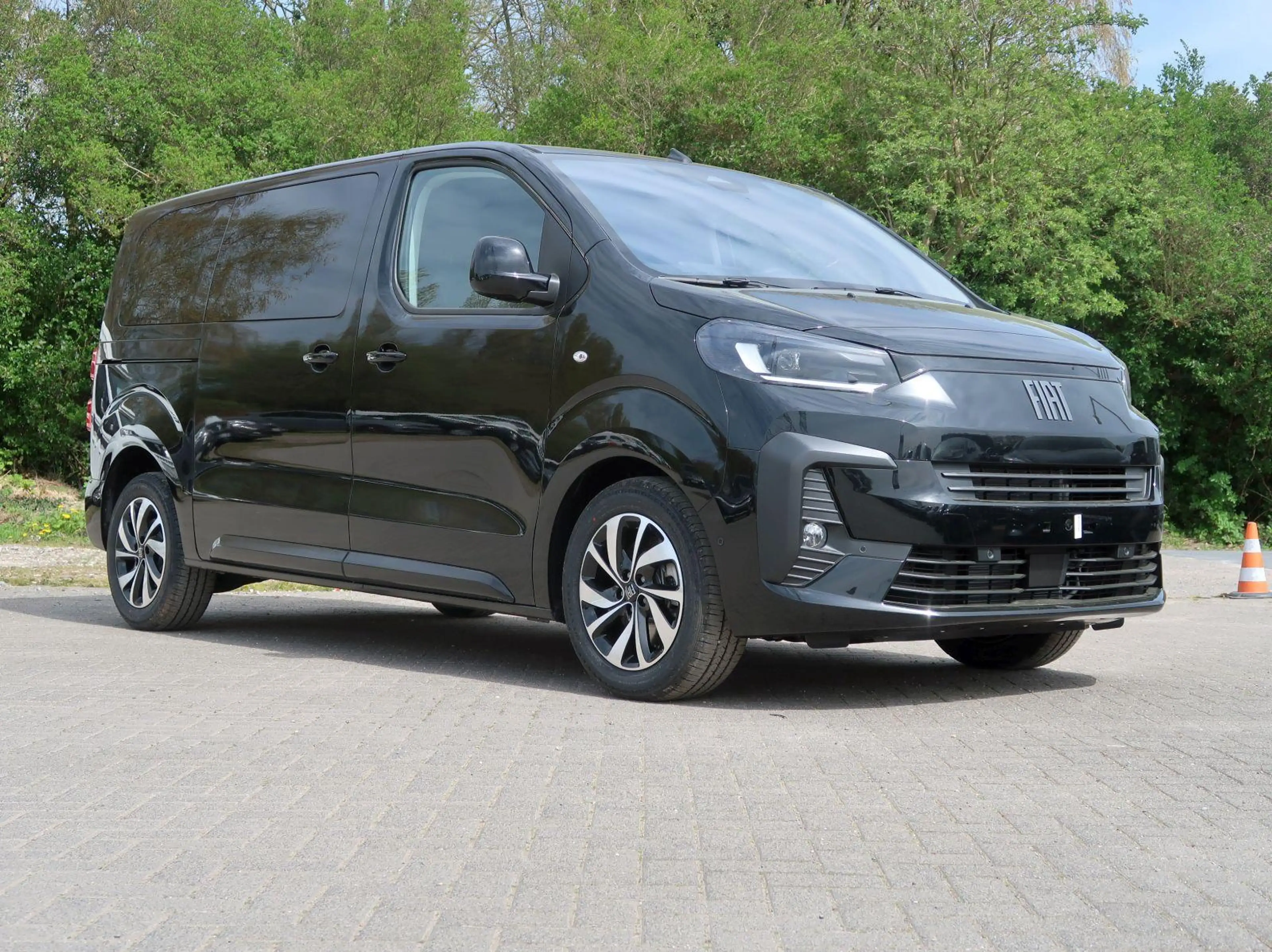 Fiat Ulysse L2 Automatik180 PS,AHK,Carplay,LED,Klima, — photo 2