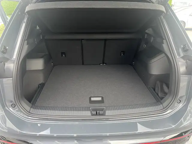 Volkswagen Tiguan Sport TDI 4MOTION DSG Ansicht 16