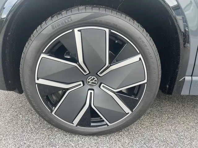 Volkswagen Tiguan Sport TDI 4MOTION DSG Ansicht 18