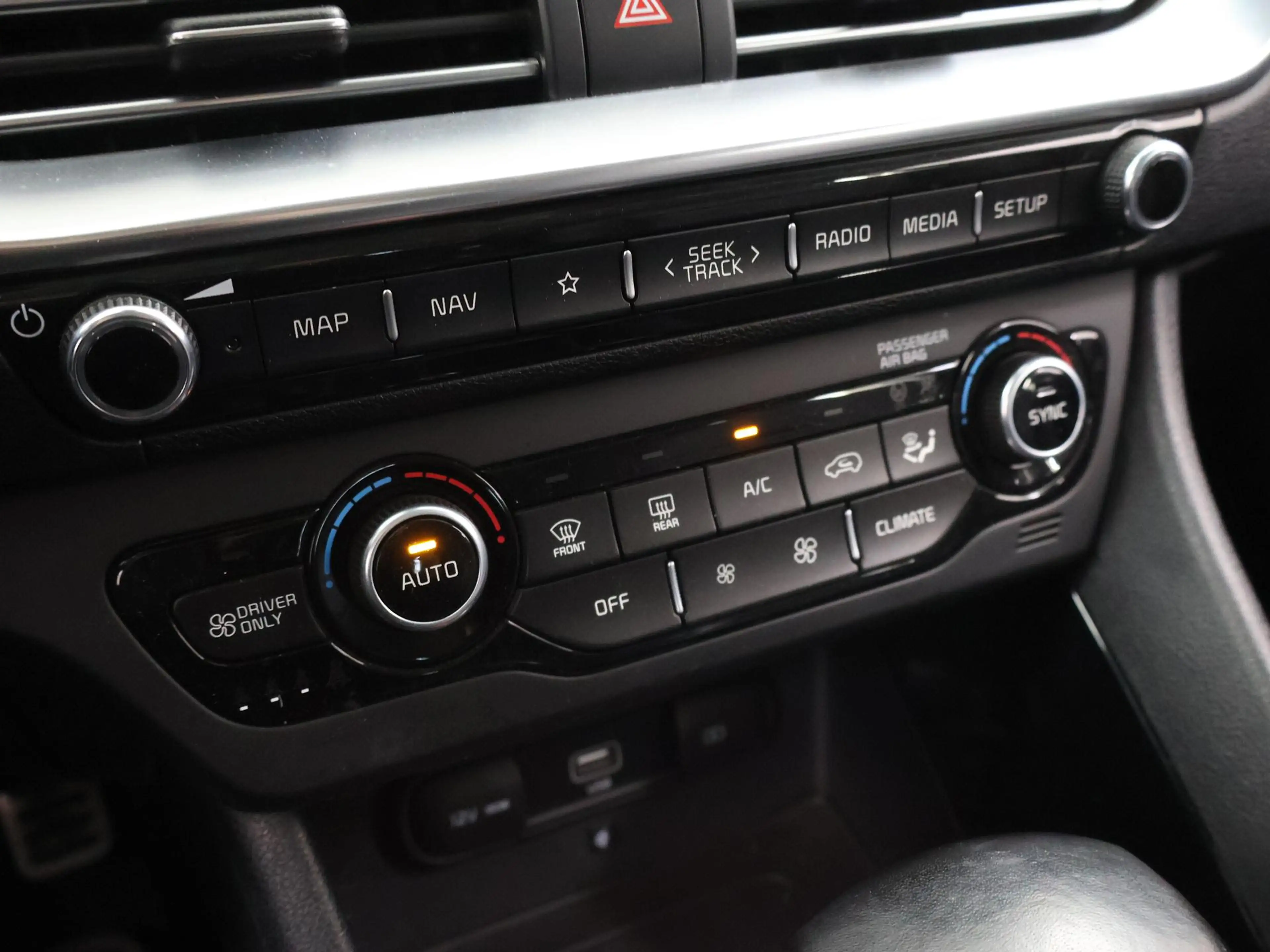 Kia Niro 1.6 GDi Hybrid Style Edition | Trekhaak | JBL Audi — photo 19