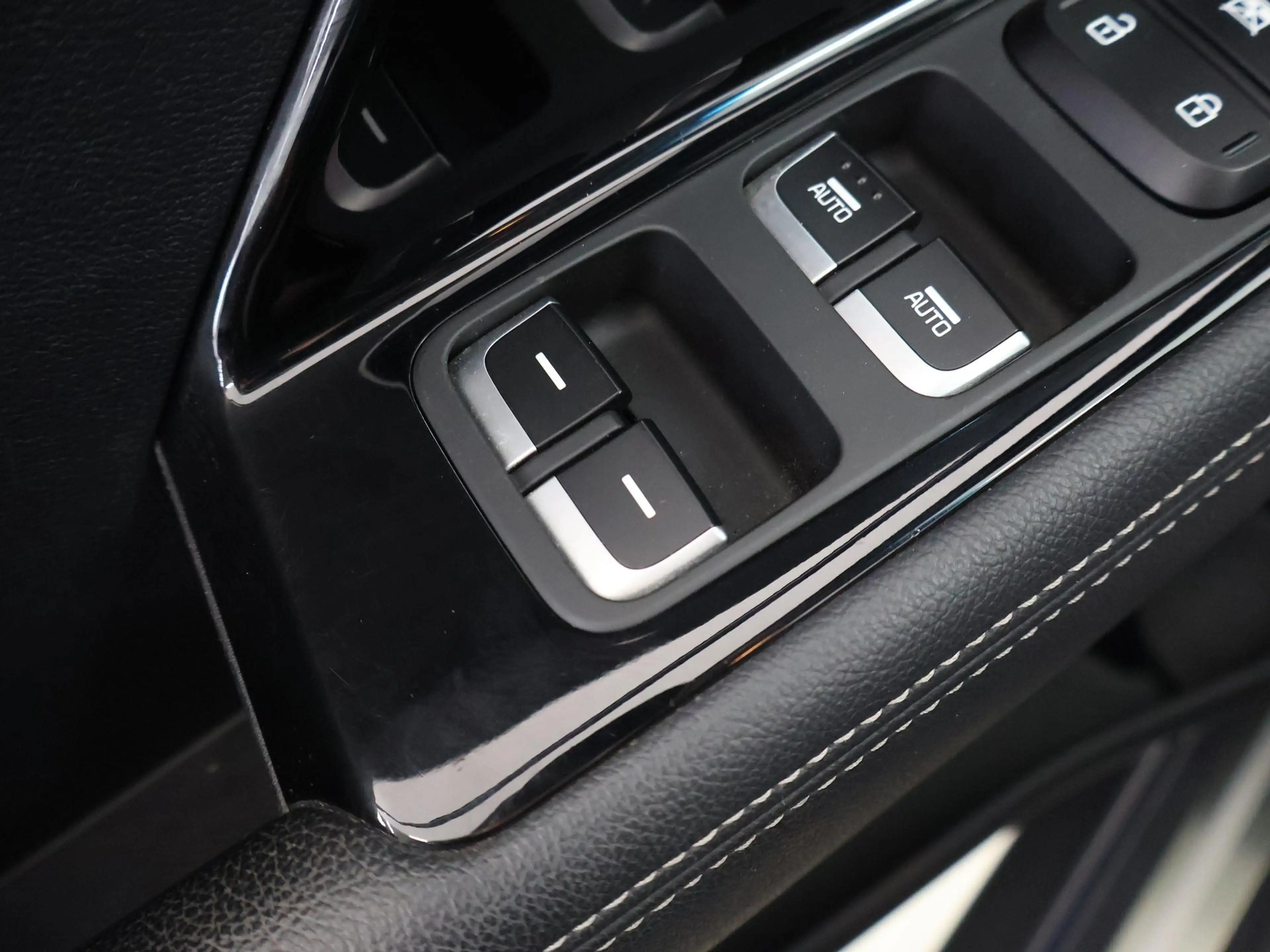 Kia Niro 1.6 GDi Hybrid Style Edition | Trekhaak | JBL Audi — photo 34
