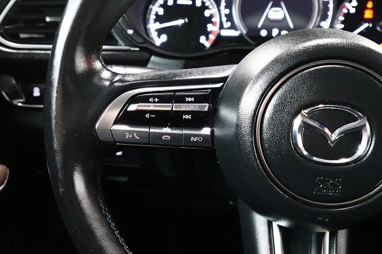 Mazda CX-30 снимка Mazda CX-30