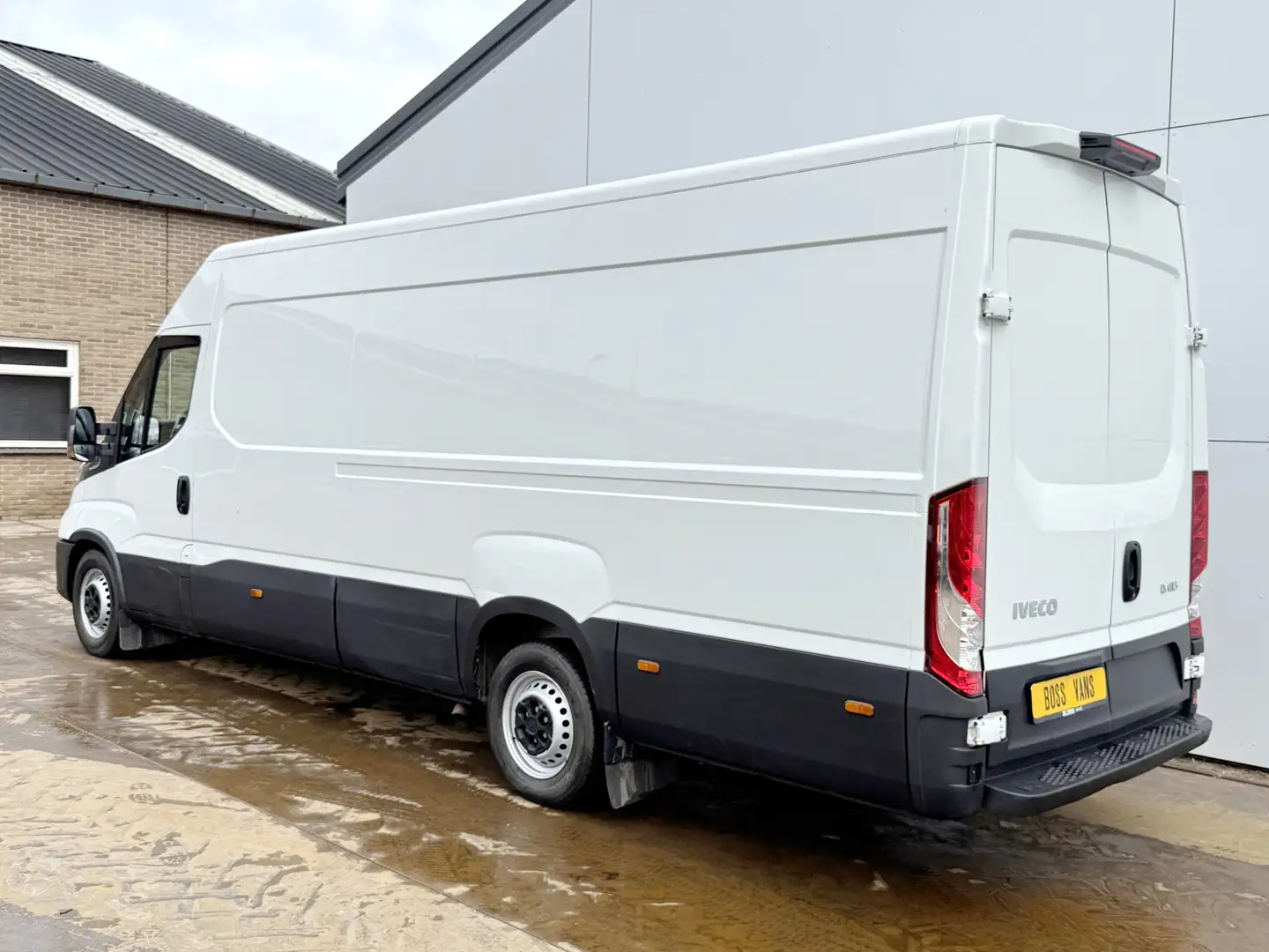 Iveco Daily 35S16 2.3 Automaat L4H2 Maxi Airco Climate Control Blanco - 2