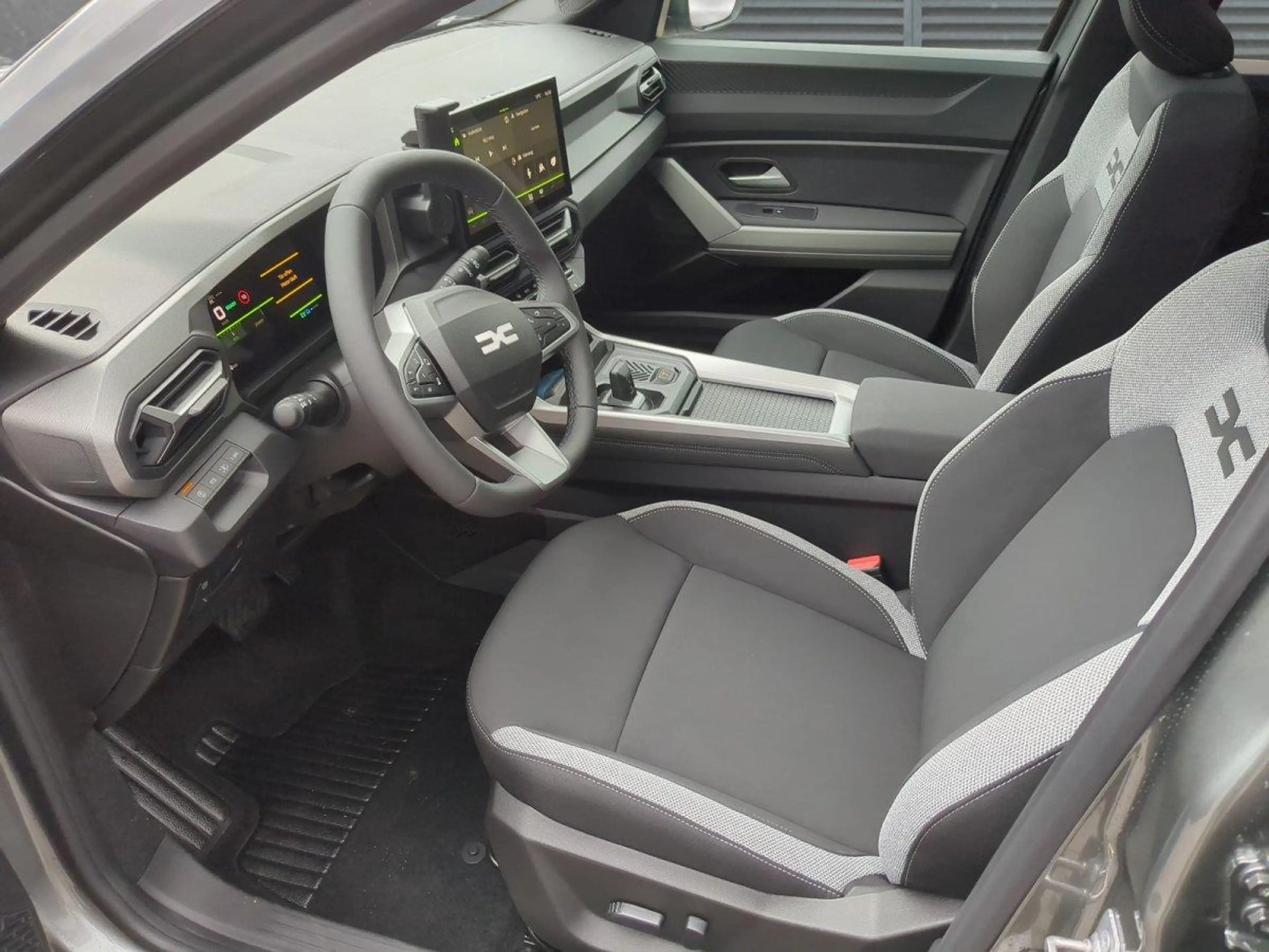 Dacia Bigster Journey SHZ 19-Zoll Pano Hybrid 155 116 kW (158... — photo 4
