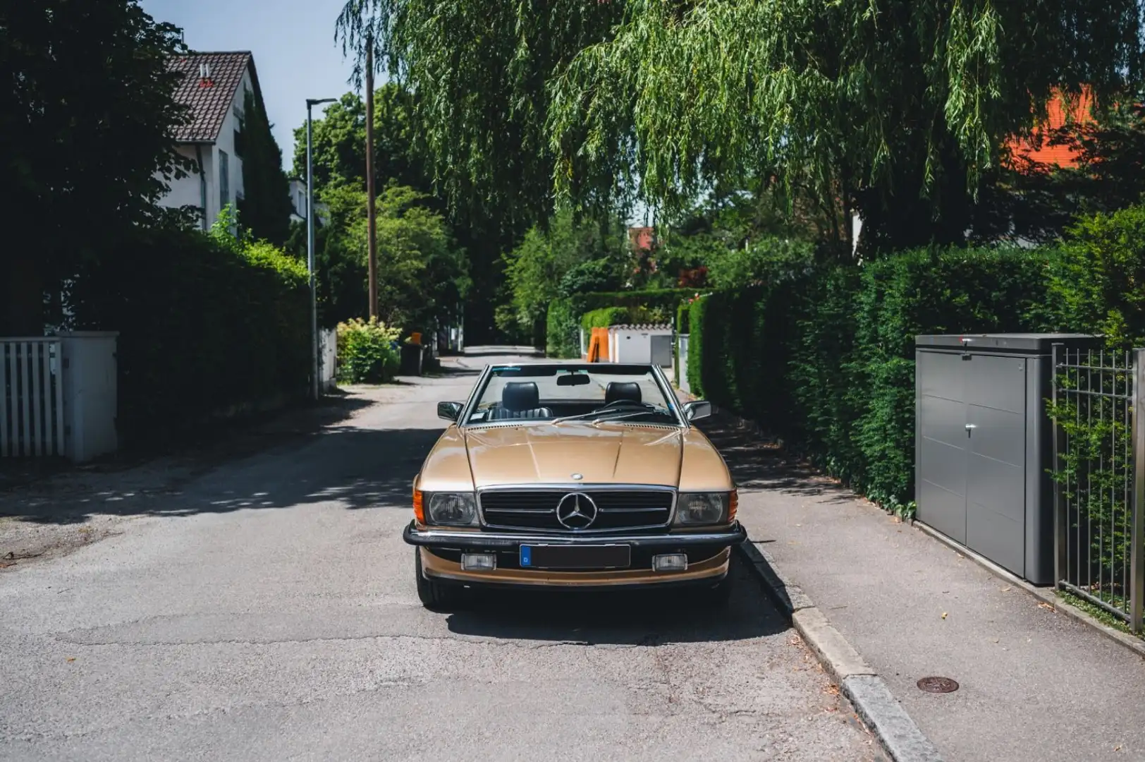 Mercedes-Benz 560 SL Or - 2