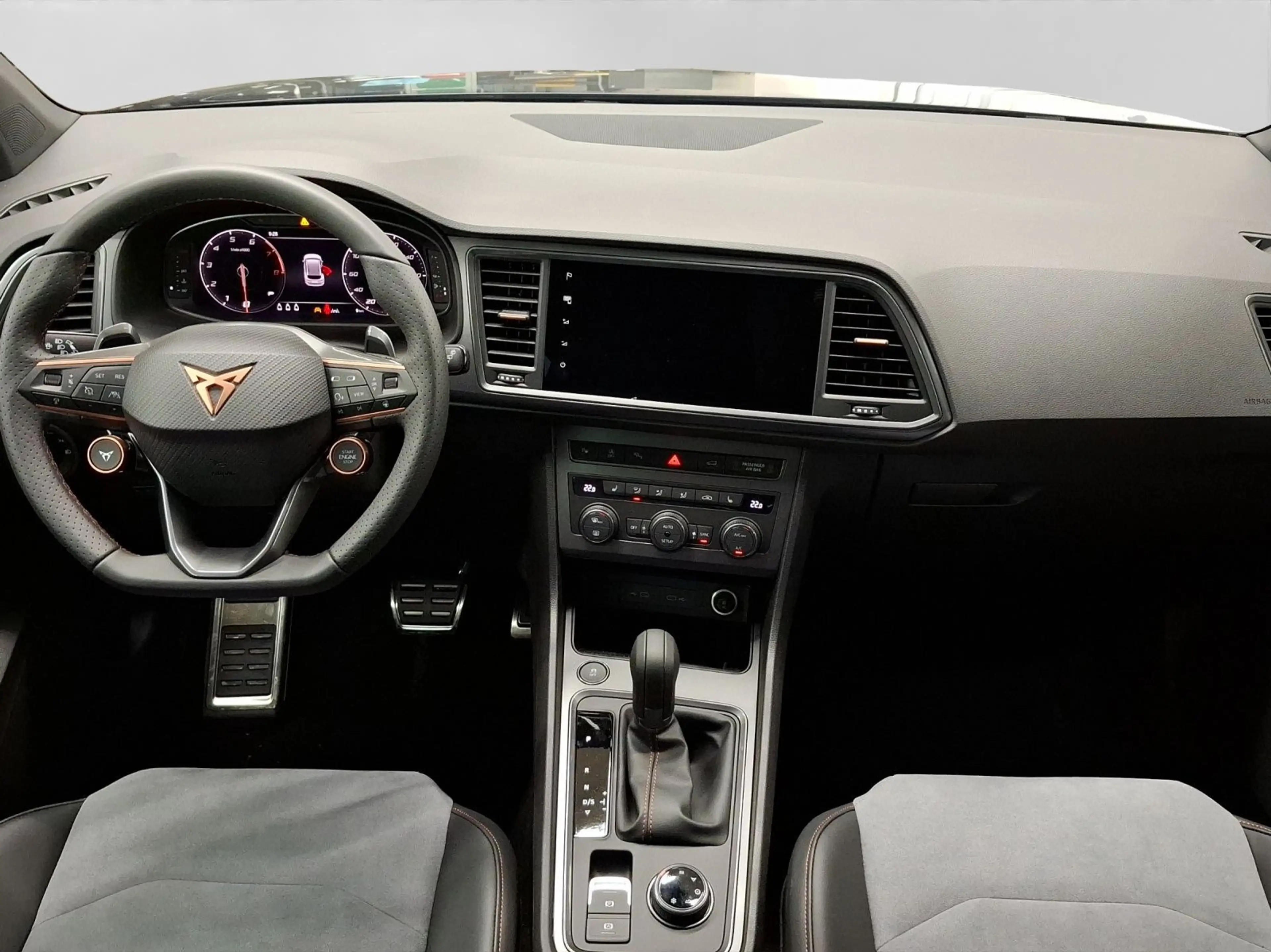 CUPRA Ateca 2.0 TSI DSG VZ 4DRIVE AREA VIEW NAVI BREMB — photo 5