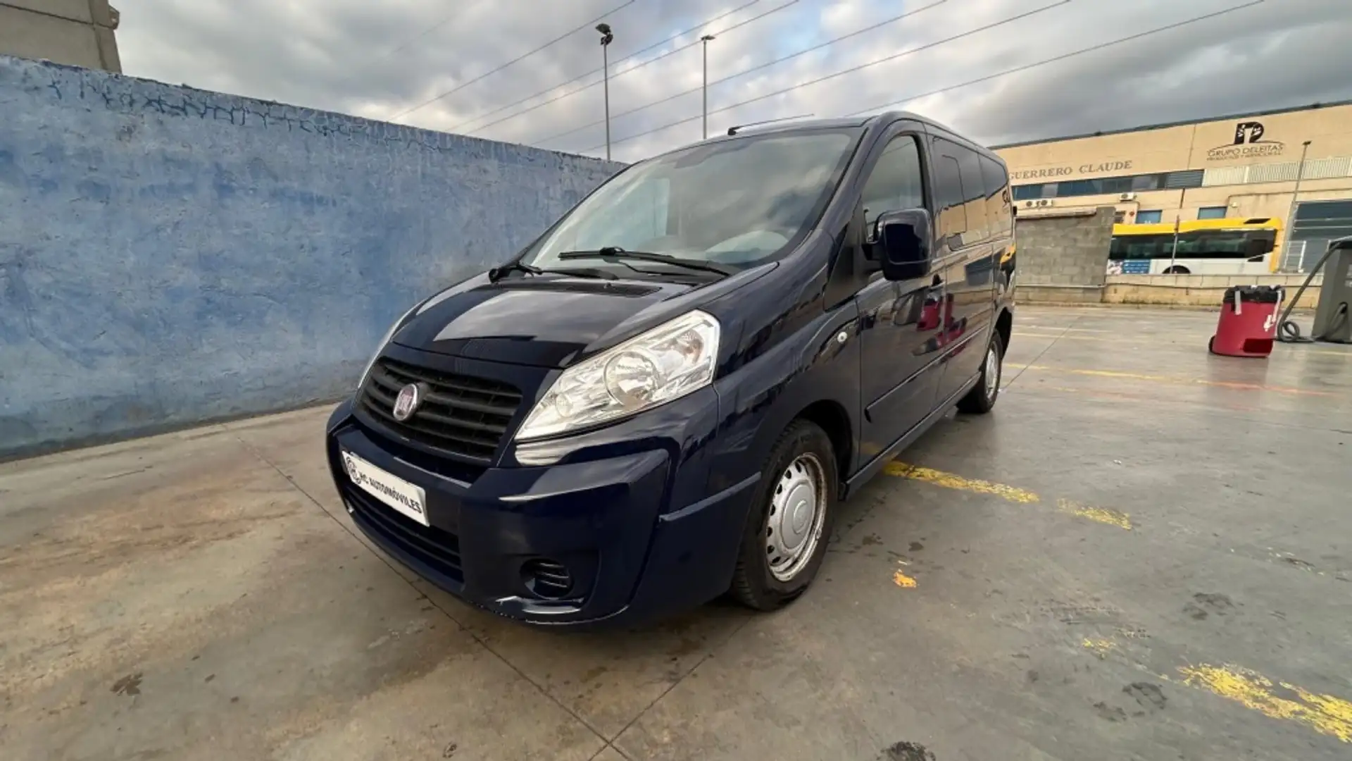 Fiat Scudo FIAT Industrial Manual de 5 Puertas Azul - 2