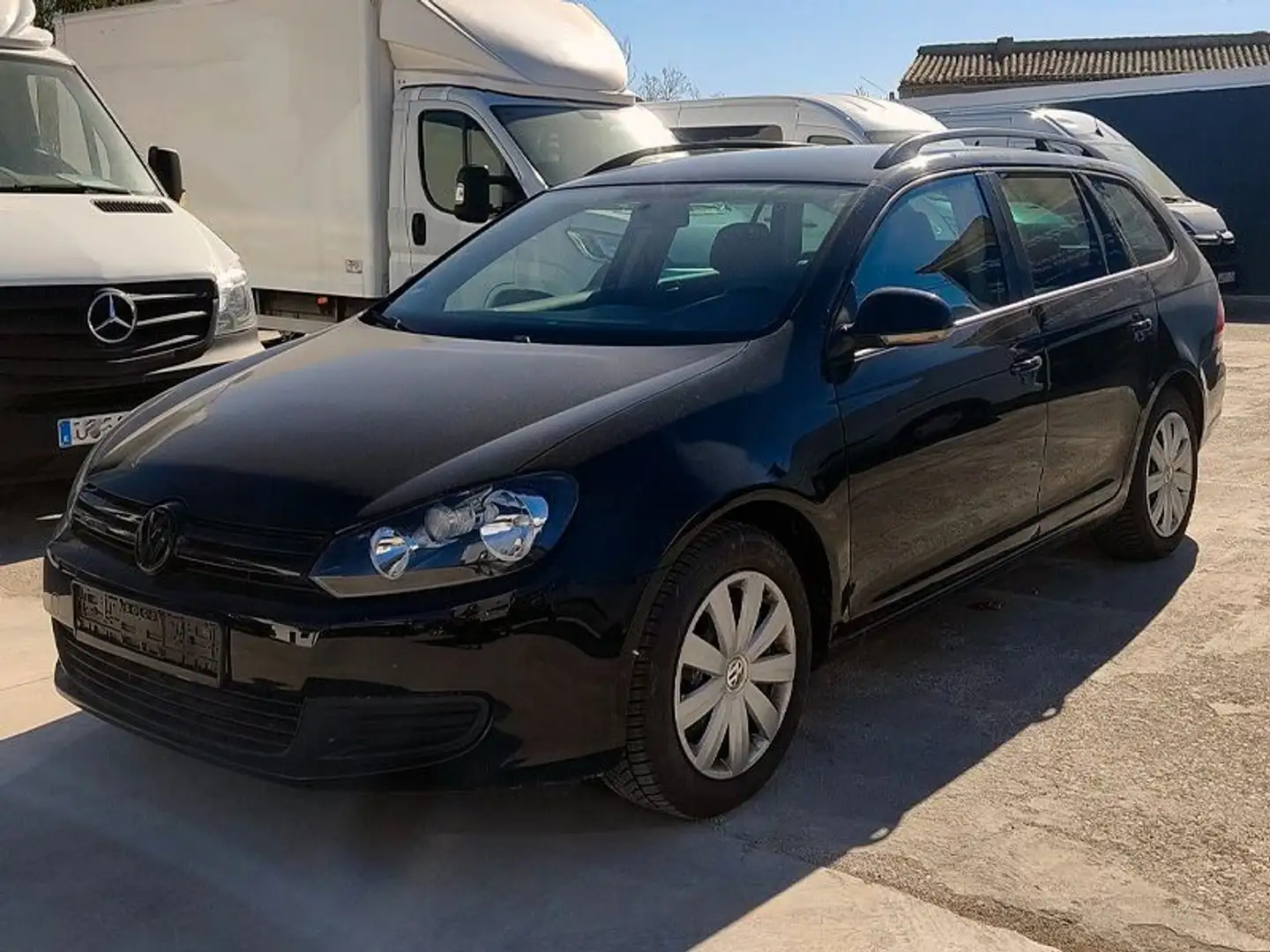 Volkswagen Golf Berlina Manual de 5 Puertas Negro - 1