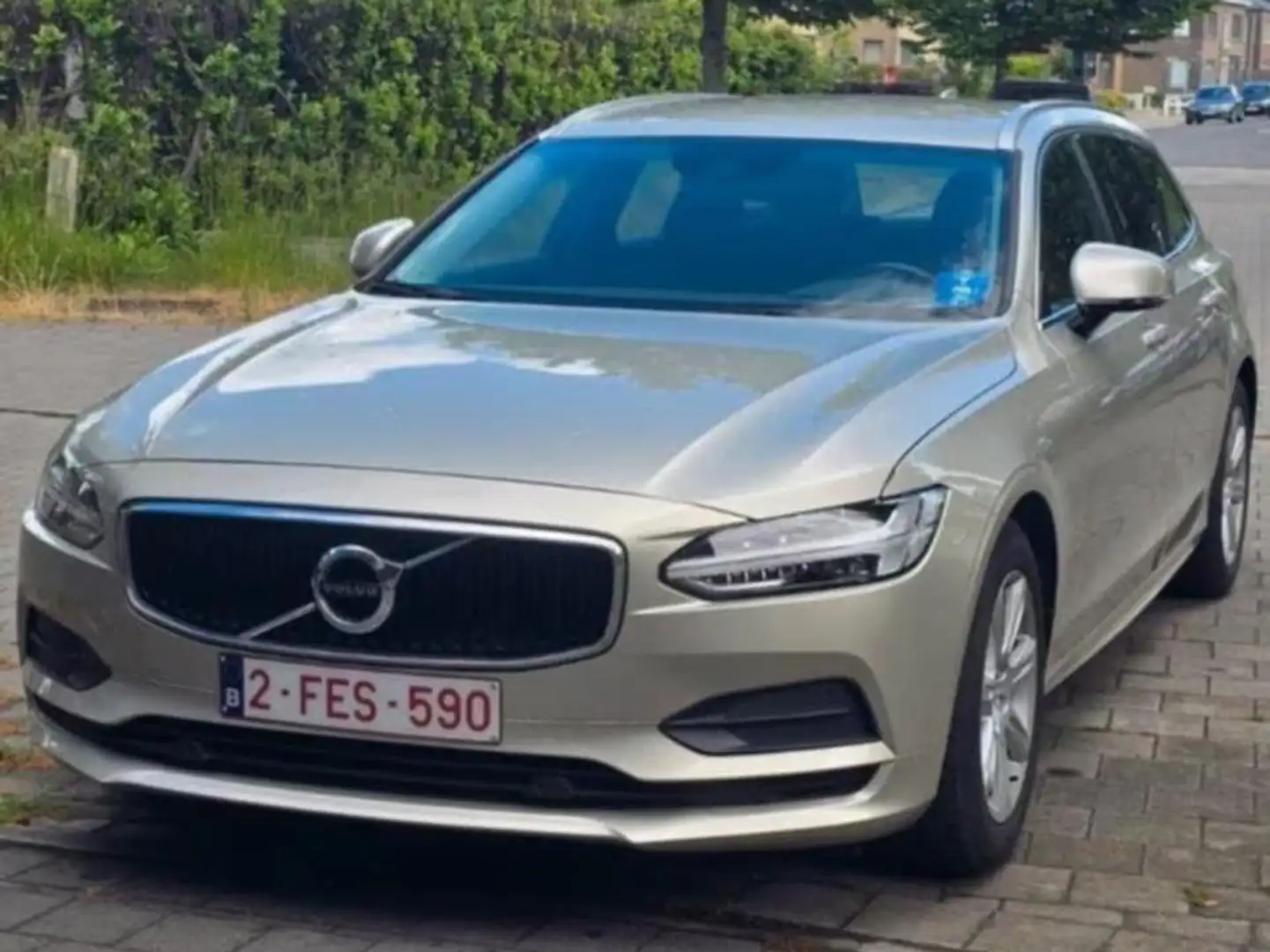 Volvo V90 V90 D3 Geartronic Momentum Pro Beige - 1