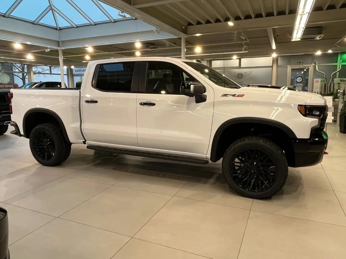 Chevrolet Silverado ZR2 V8 6.2*Head-Up*360°*Offroad*AHK Weiß - 2