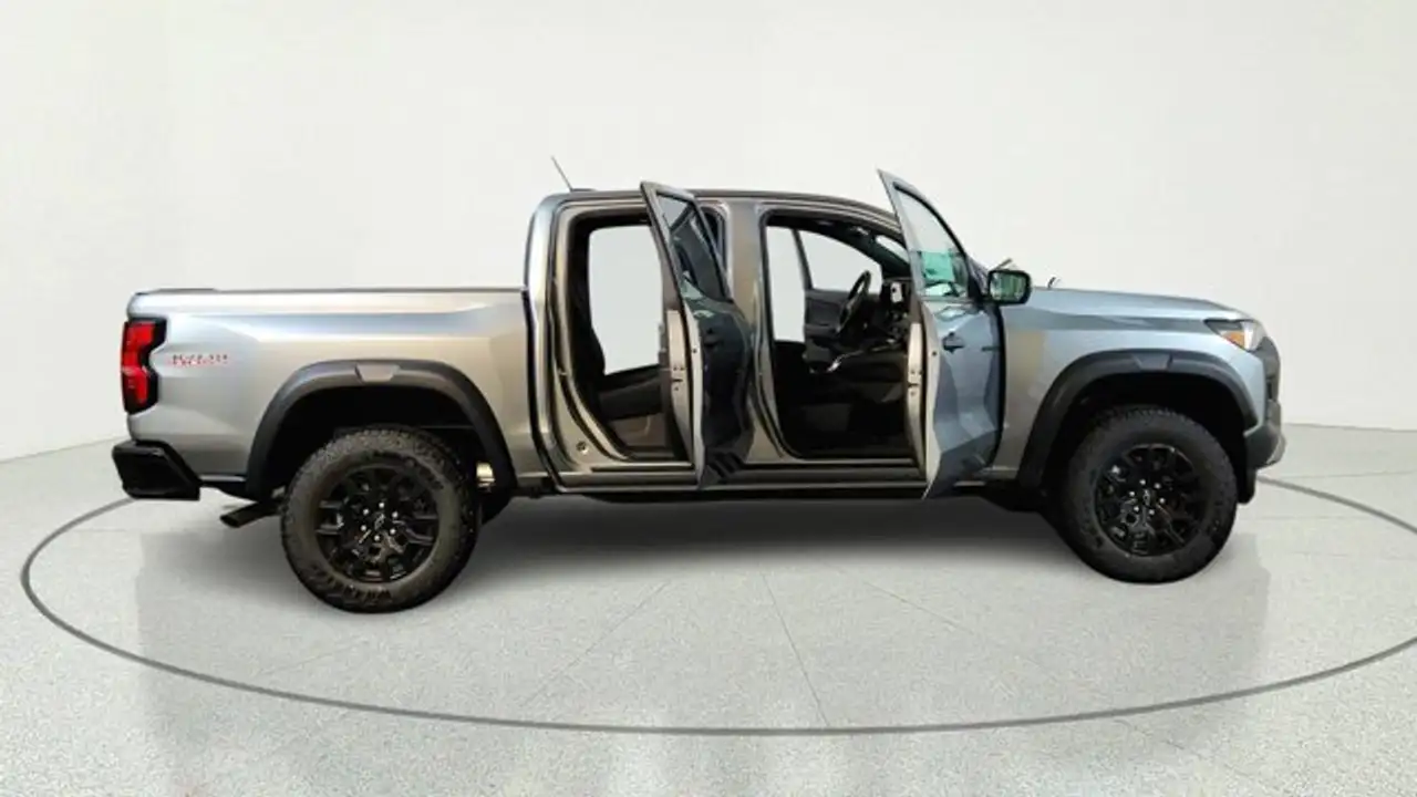 Chevrolet Colorado снимка Chevrolet Colorado