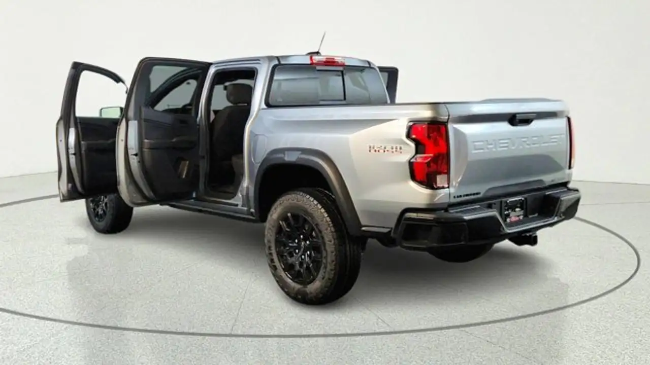 Chevrolet Colorado снимка Chevrolet Colorado