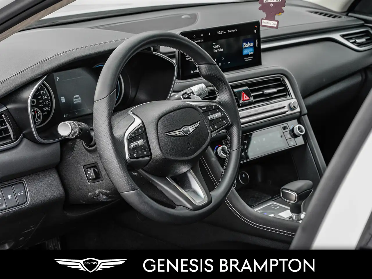Genesis G70 photo Genesis G70