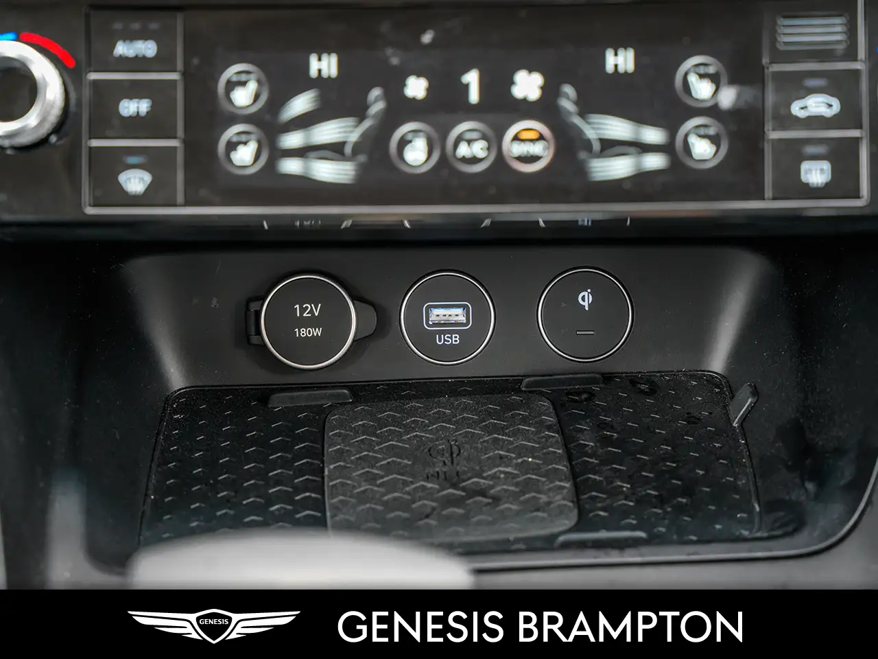 Genesis G70 photo Genesis G70
