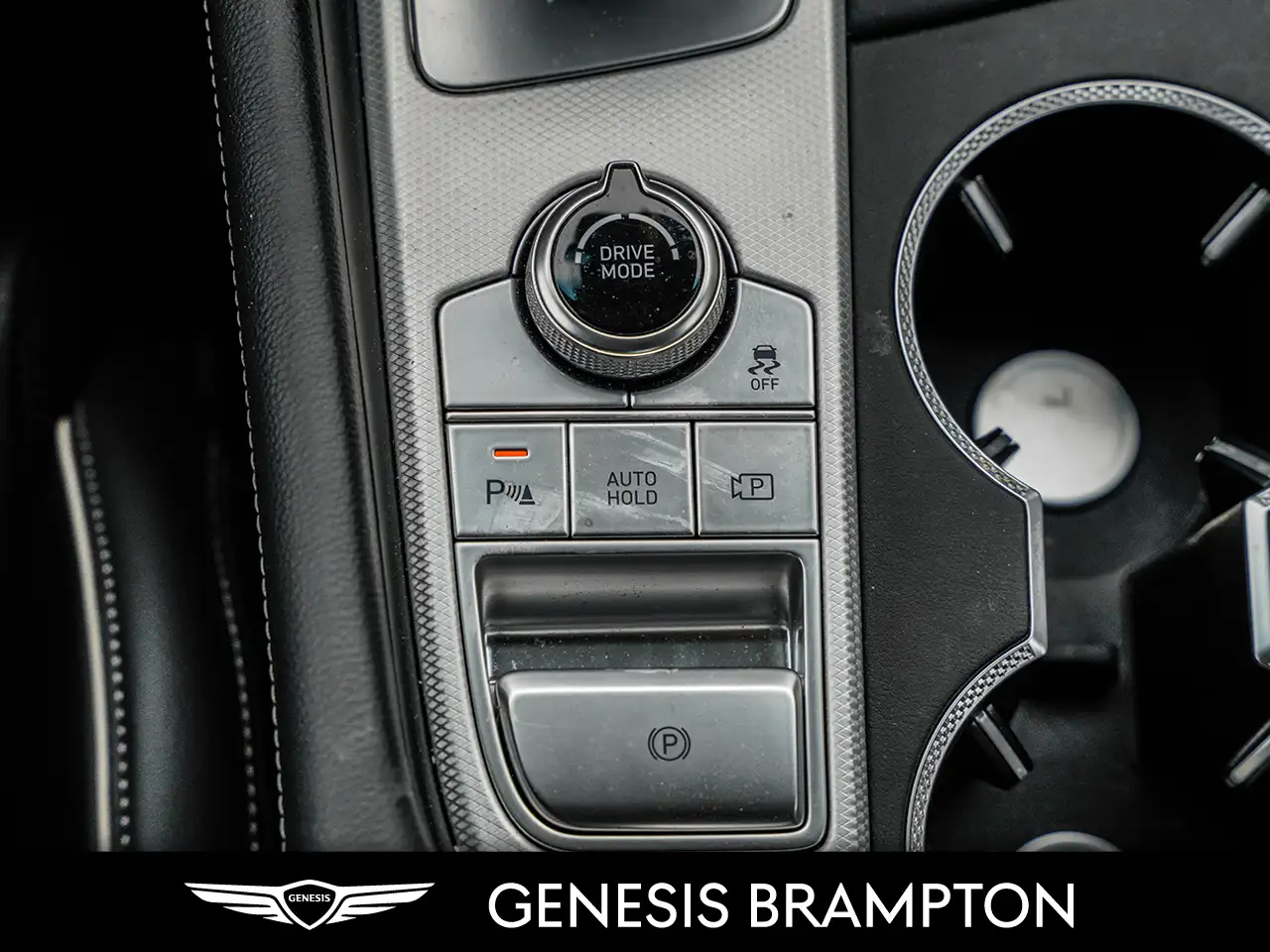 Genesis G70 photo Genesis G70