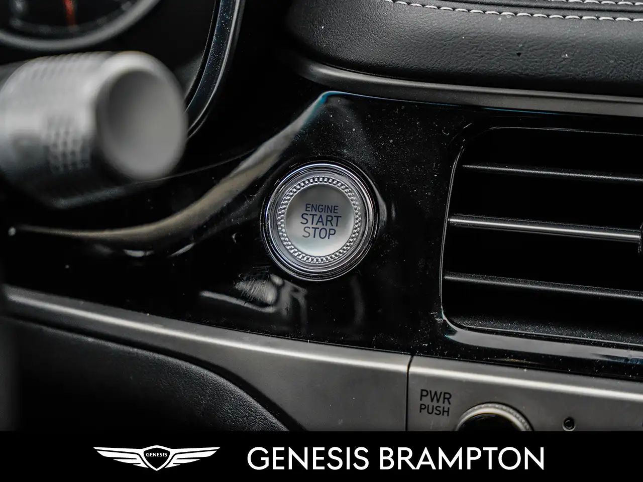 Genesis G70 photo Genesis G70