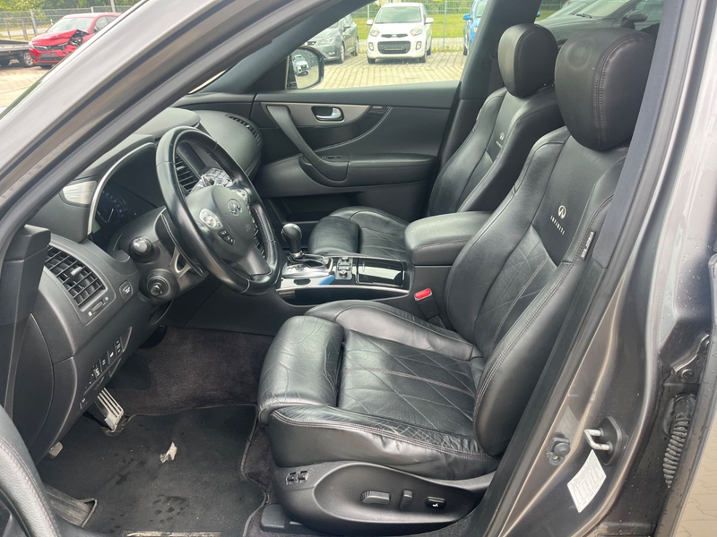 Infiniti QX70 3.7 S 8-fach EURO5 Leder,Navi,VOLL — photo 11